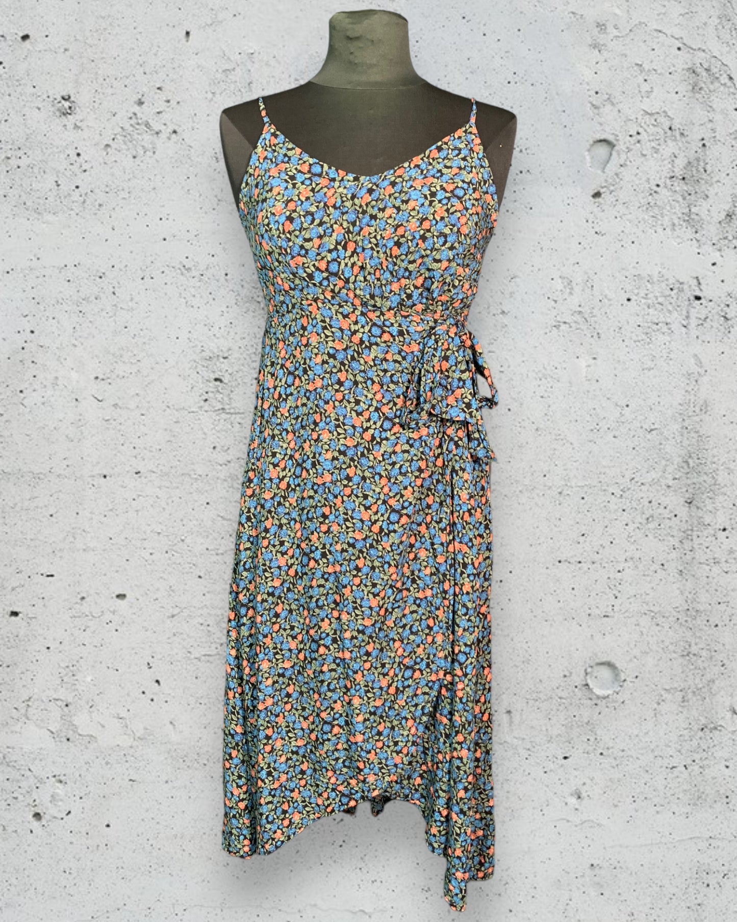 Robe C'Flo ( L / 40 / 12 // XL / 42 / 14 )