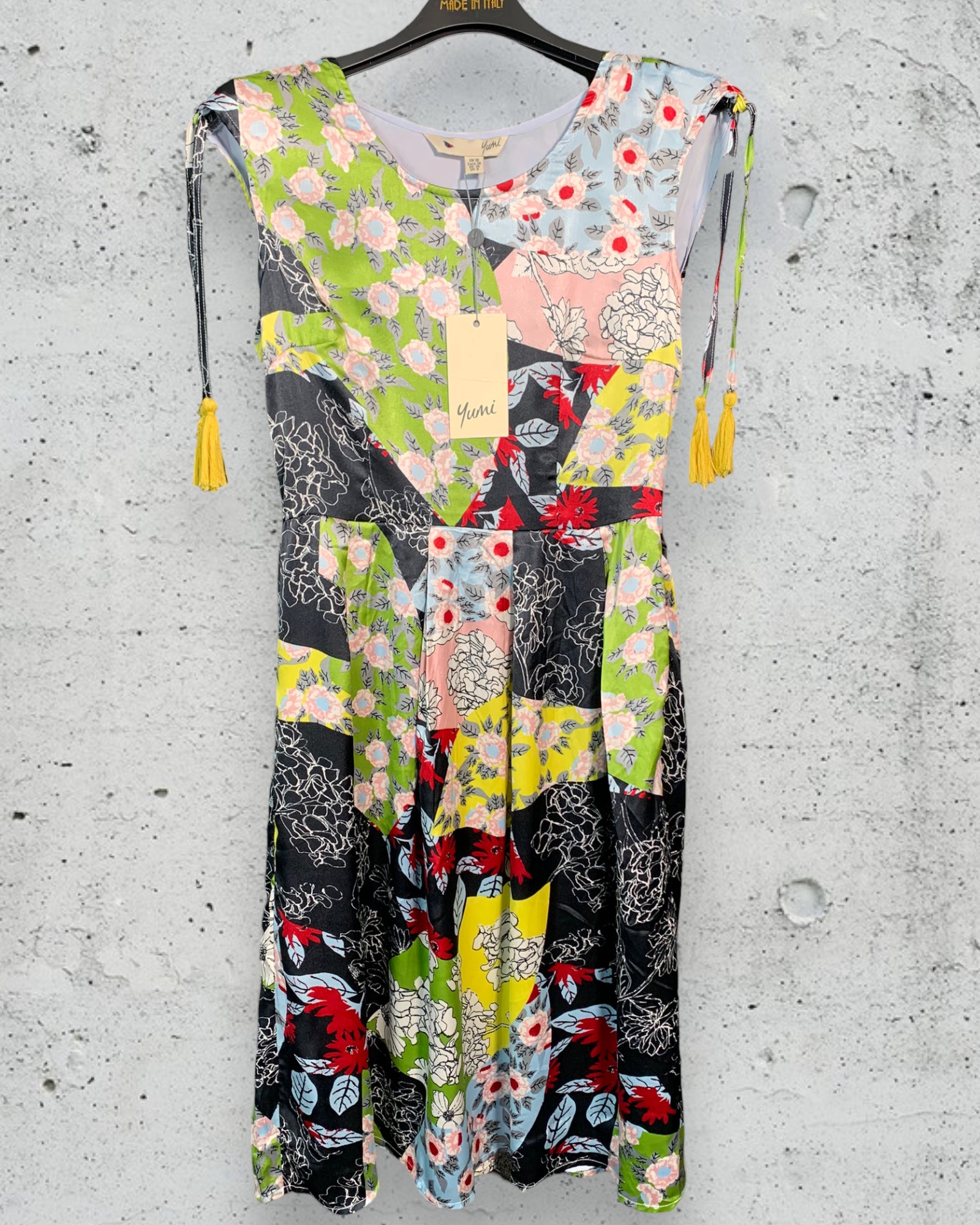 Robe Yumi ( M / 38 / 10 ) Dipty