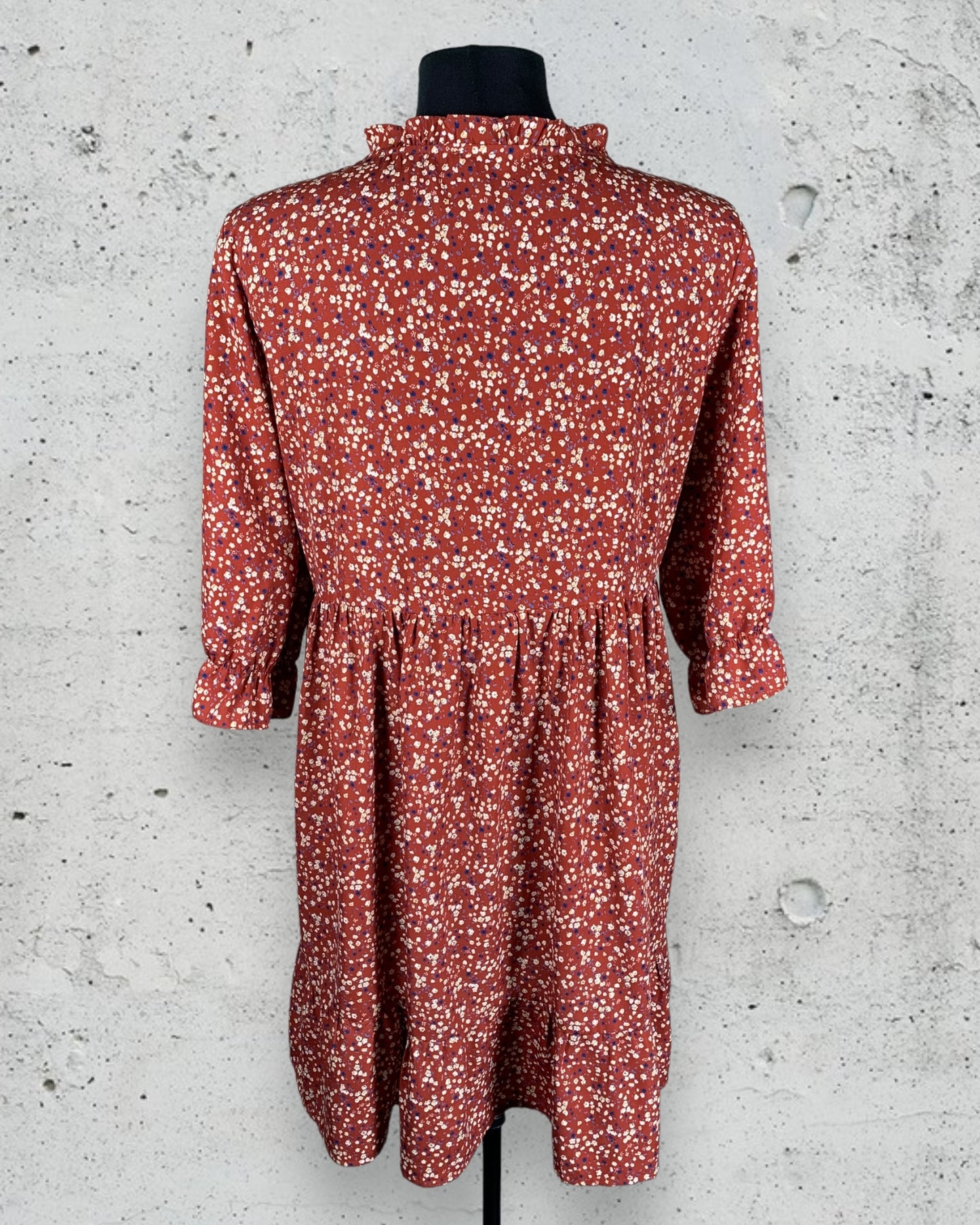 Robe Manouchka ( L / 40 / 12 )