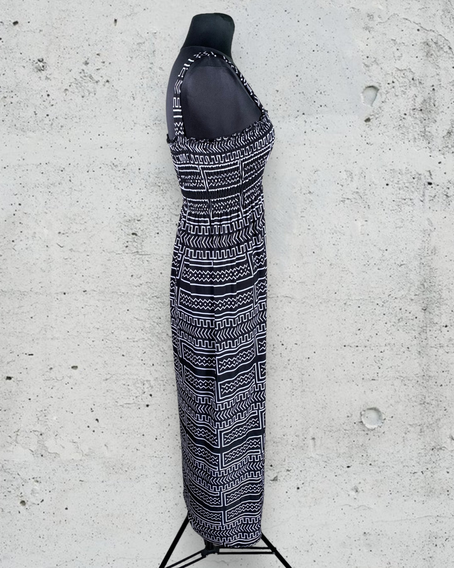 Robe Boutique Parisienne ( Taille Unique )