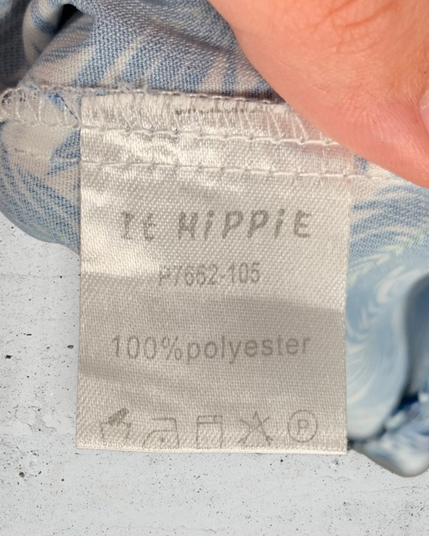 Robe It Hippie ( M / 38 / 10 )