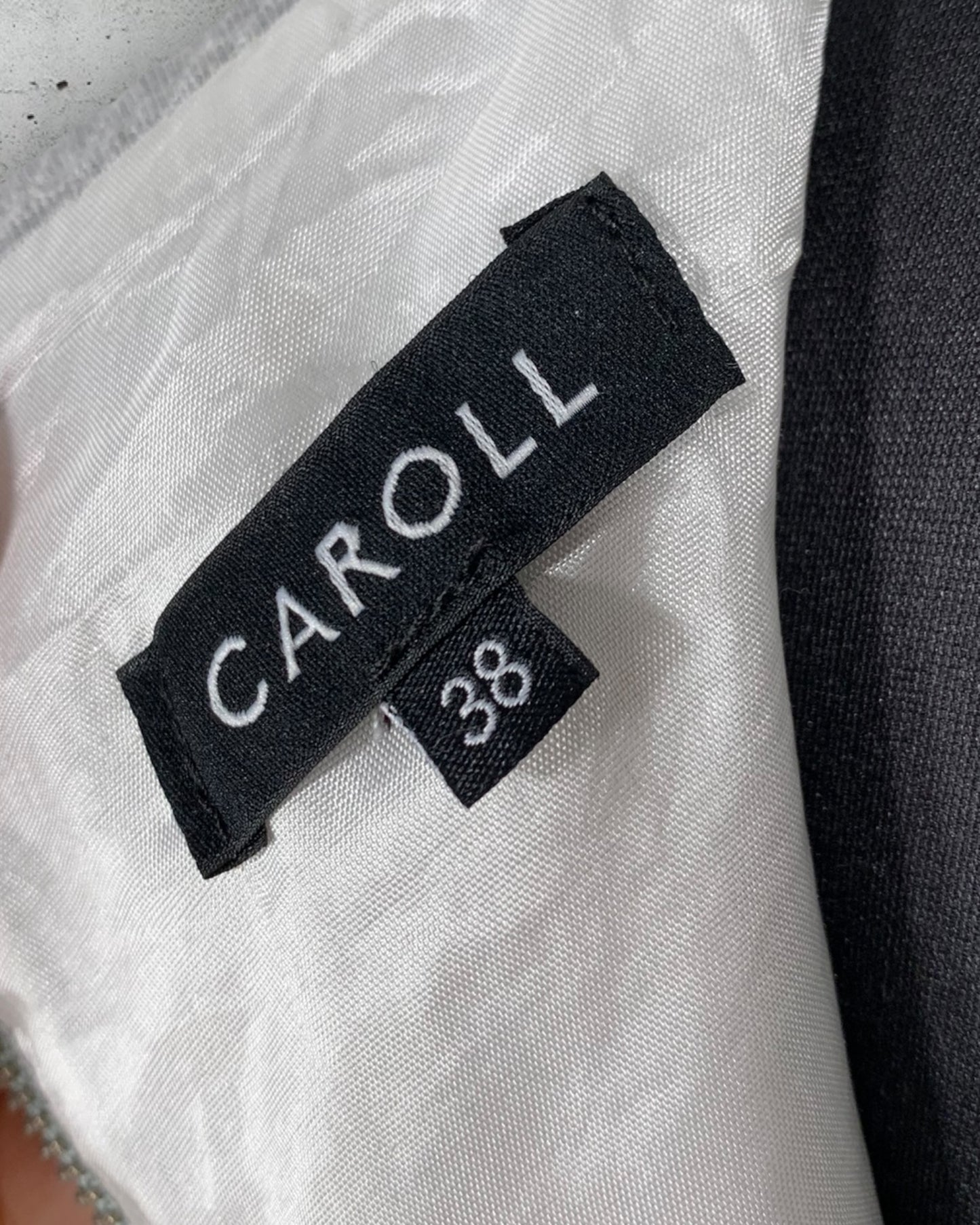 Robe Caroll ( M / 38 / 10 )