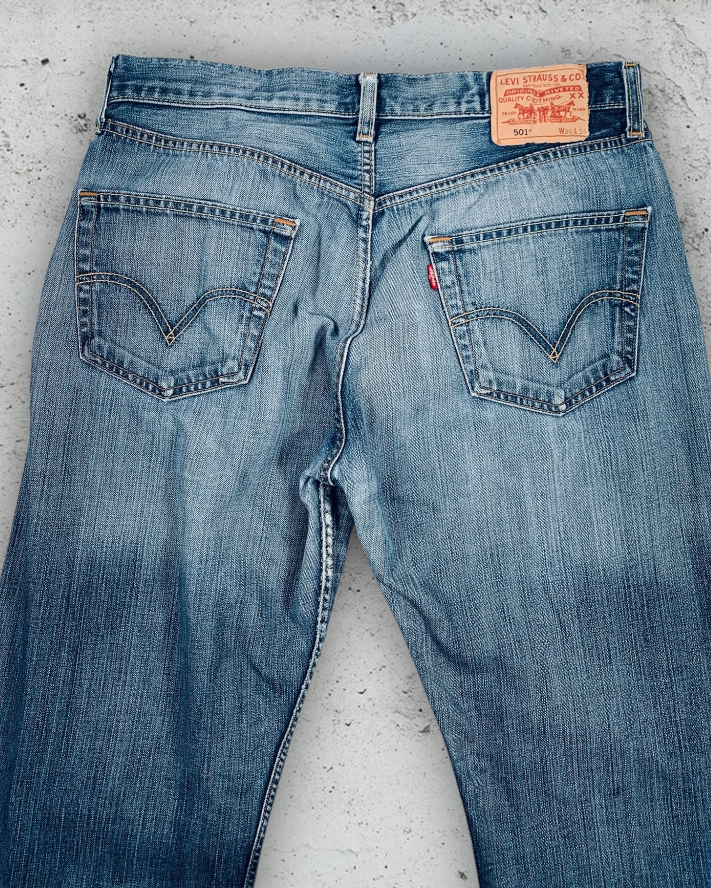Jean Levi's 501 W34 L34 ( L / US 34 / FR 42-44 )