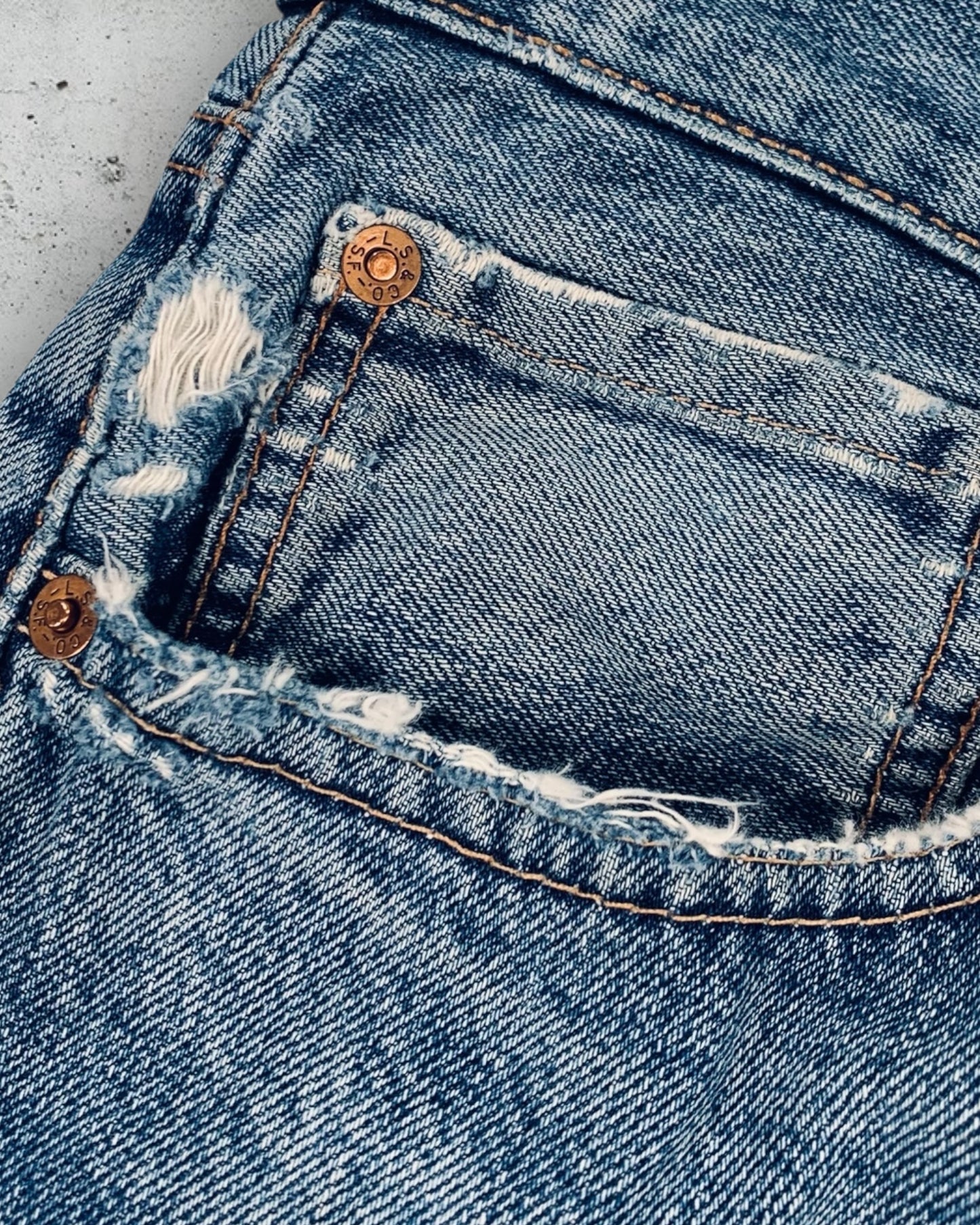 Jean Levi's 501 W32 L34 ( M / US 32 / FR 40 )