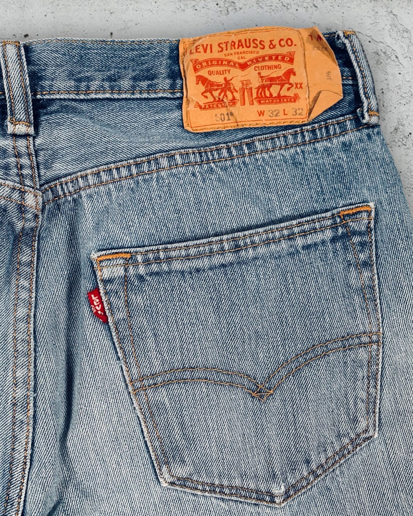 Jean Levi's 501 W32 L32 ( M / US 32 / FR 40 )