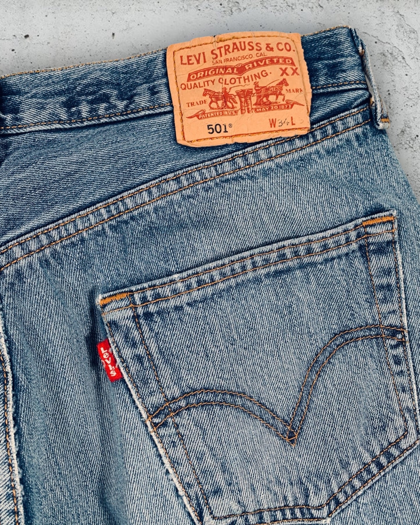 Jean Levi's 501 W34 L34 ( L / US 34 / FR 42-44 )
