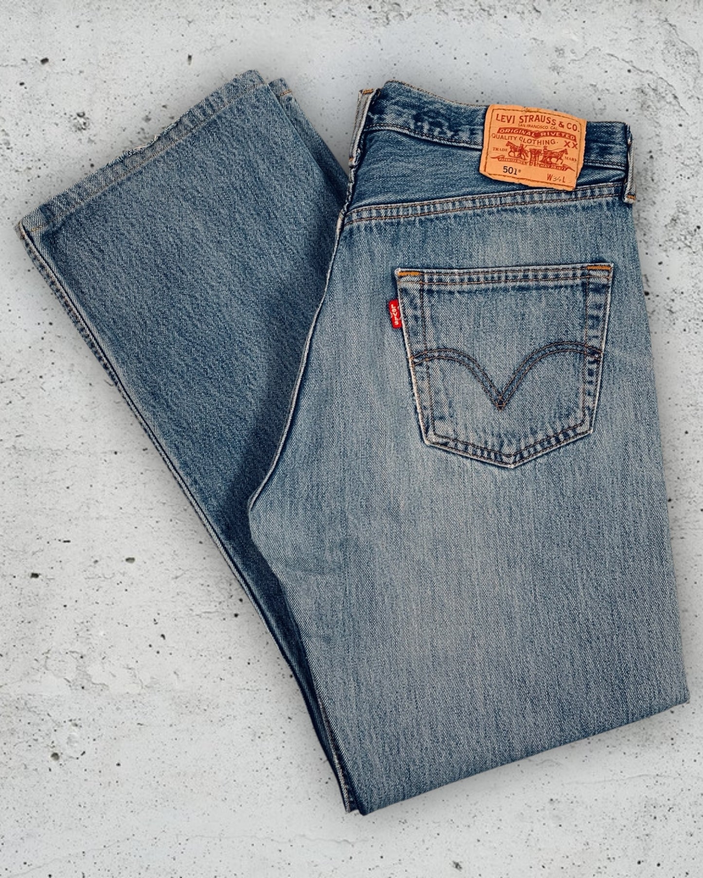Jean Levi's 501 W34 L34 ( L / US 34 / FR 42-44 )
