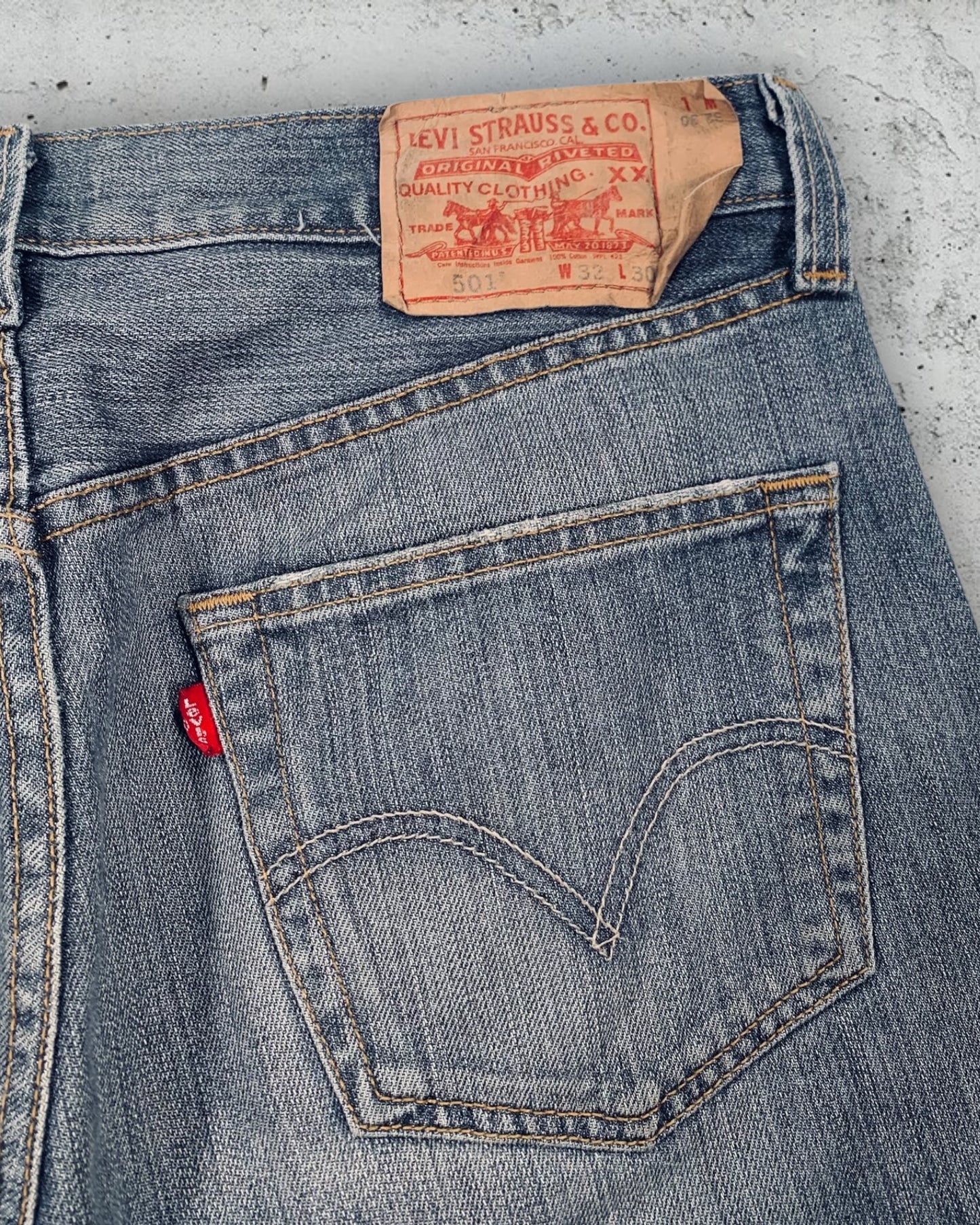 Jean Levi's 501 W32 L30 ( M / US 32 / FR 40 )