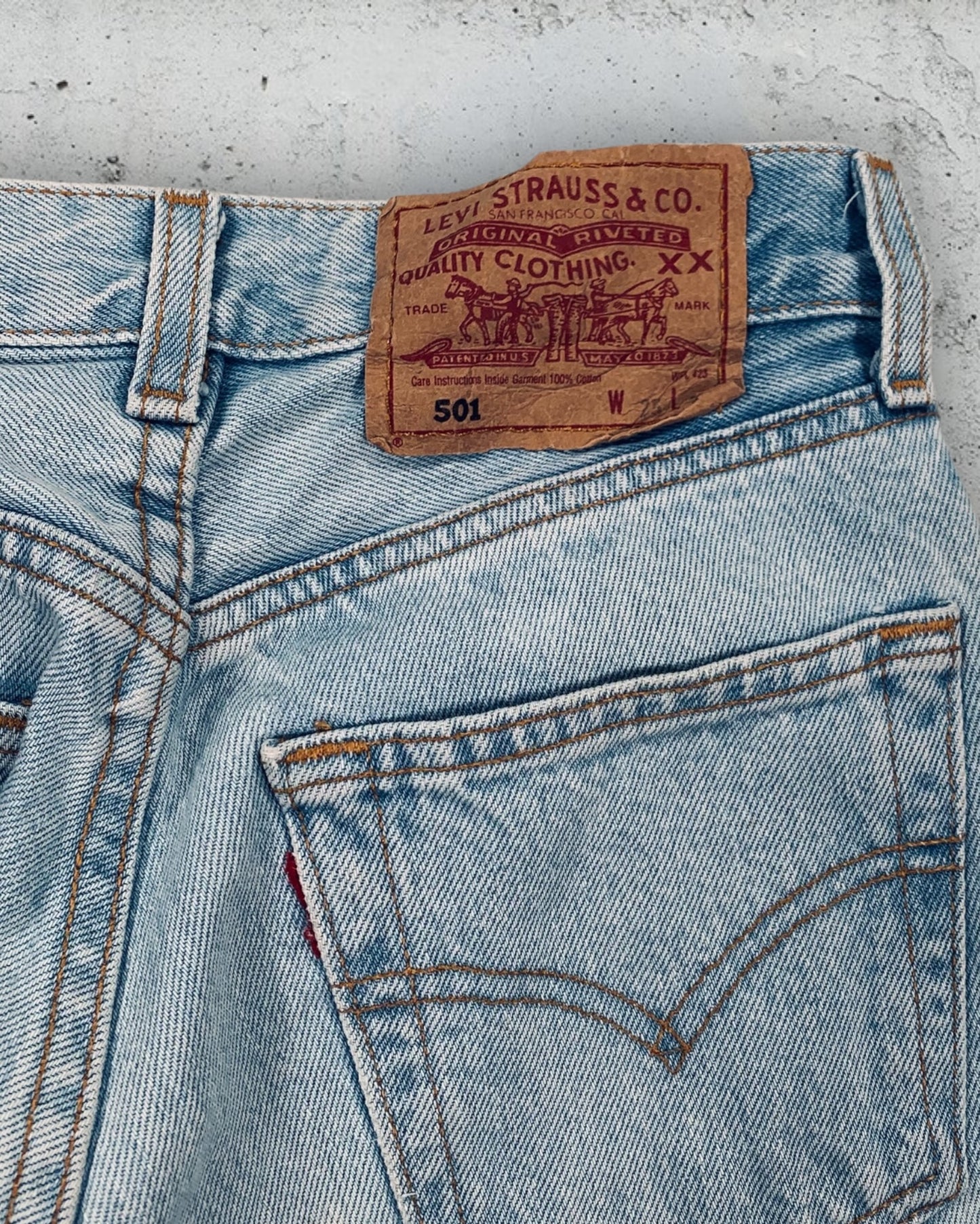 Jean Levi's 501 W25 L32 ( XS / US 25 / FR 34 )