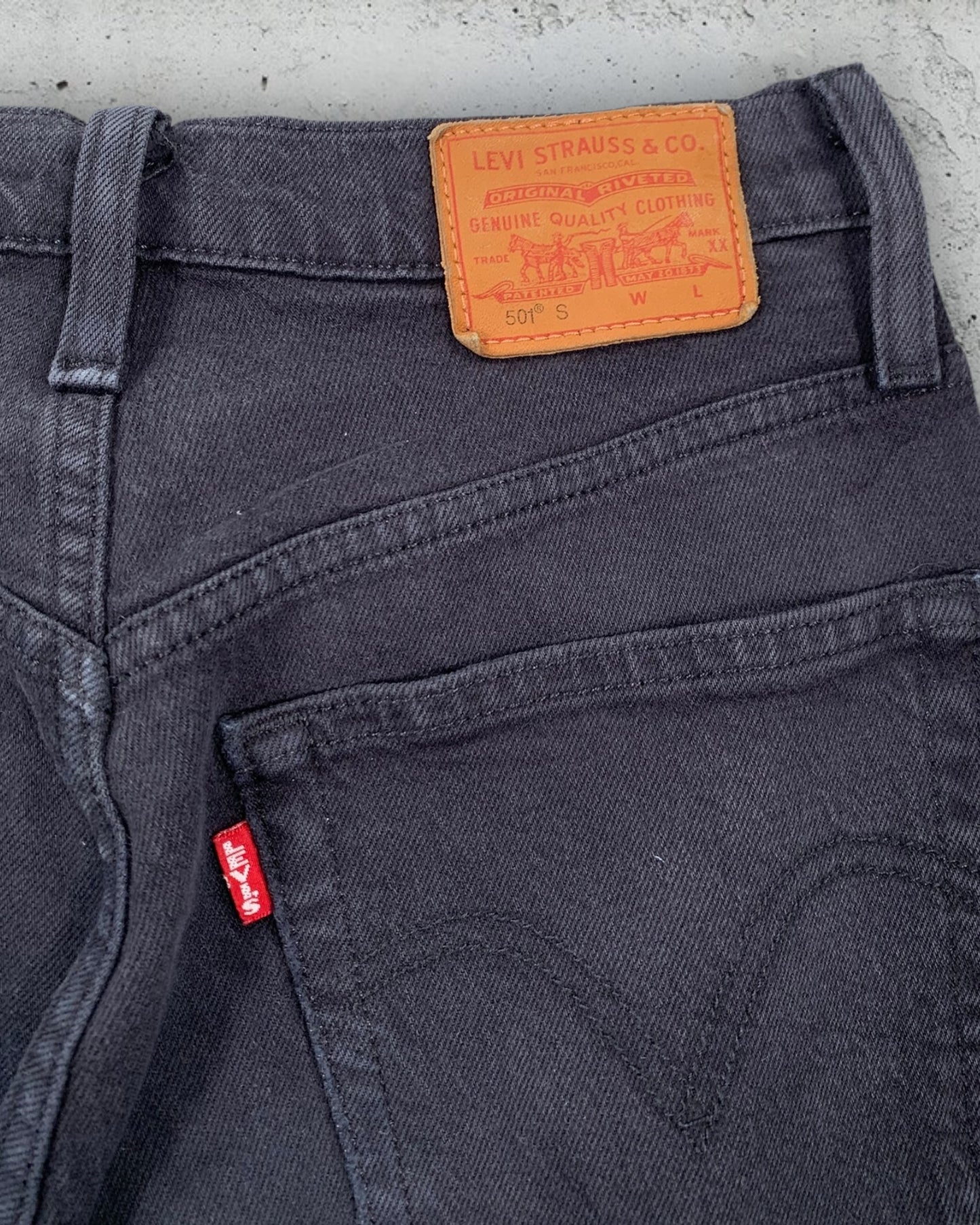 Jean Levi's 501 S W24 L32 ( XS / US 24 / FR 32 )