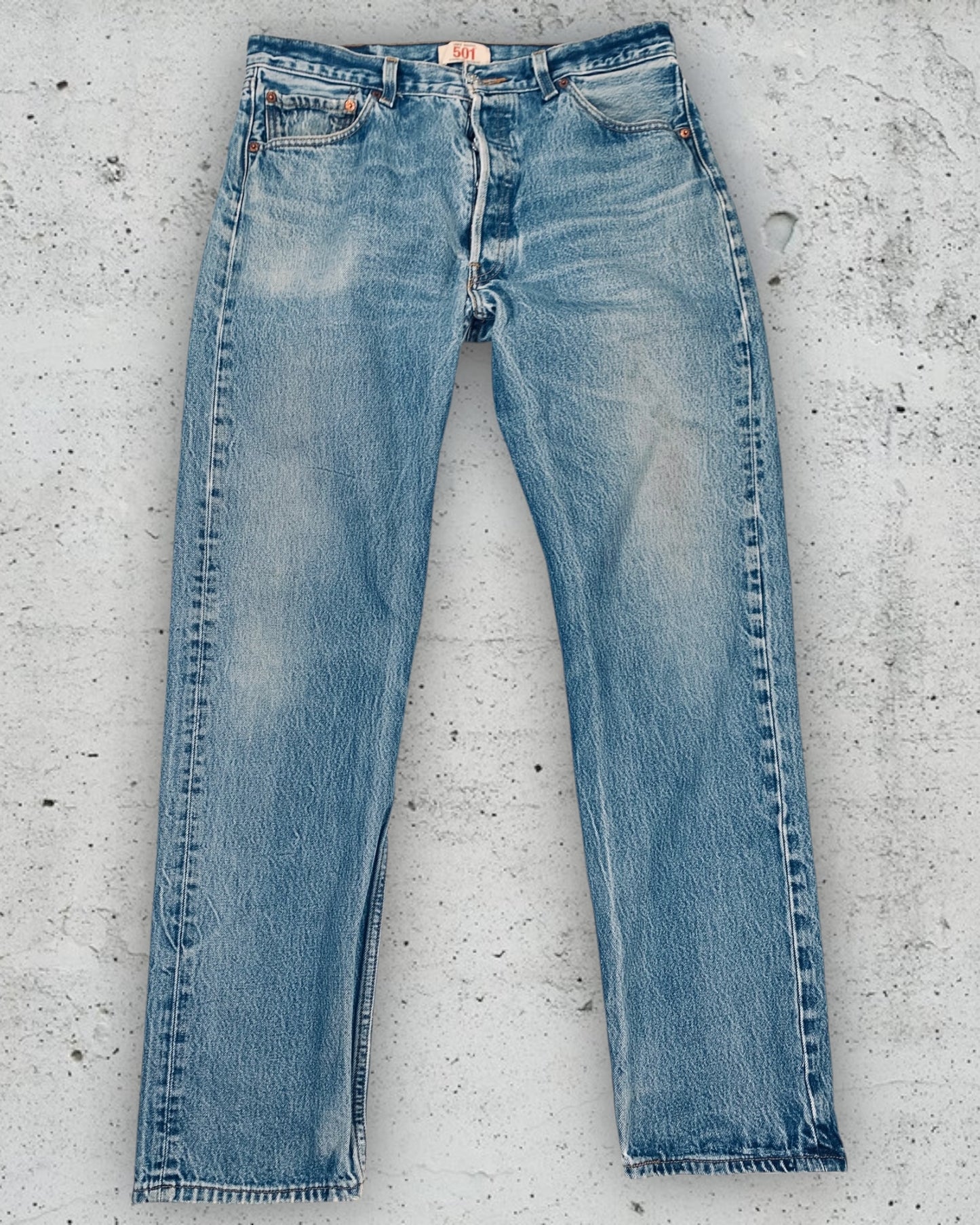 Jean Levi's 501 W35 L36 ( L / US 35 / FR 44 )