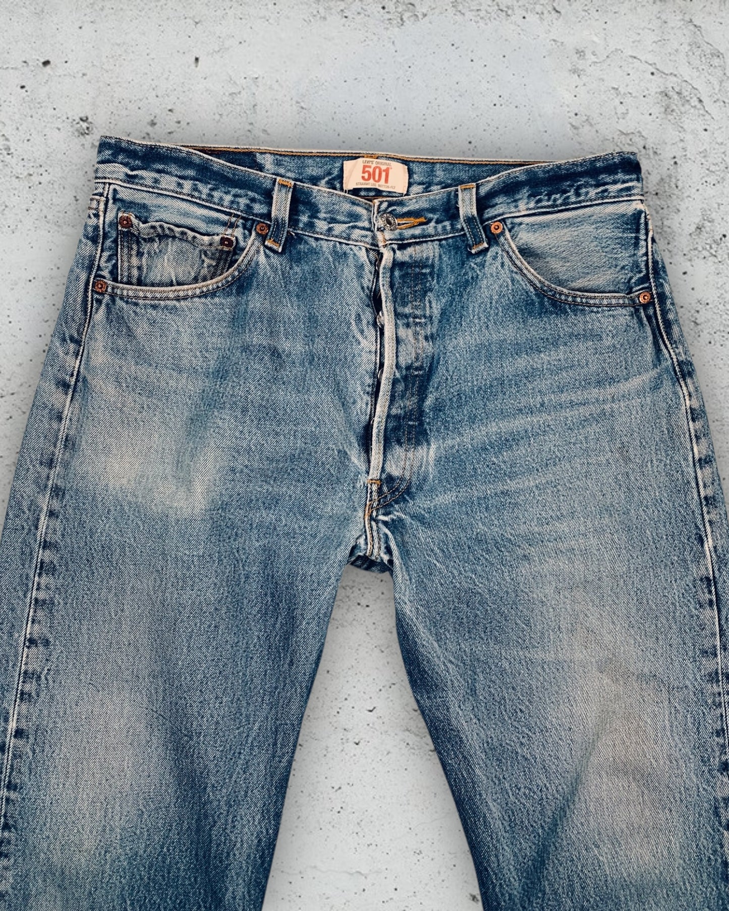 Jean Levi's 501 W35 L36 ( L / US 35 / FR 44 )