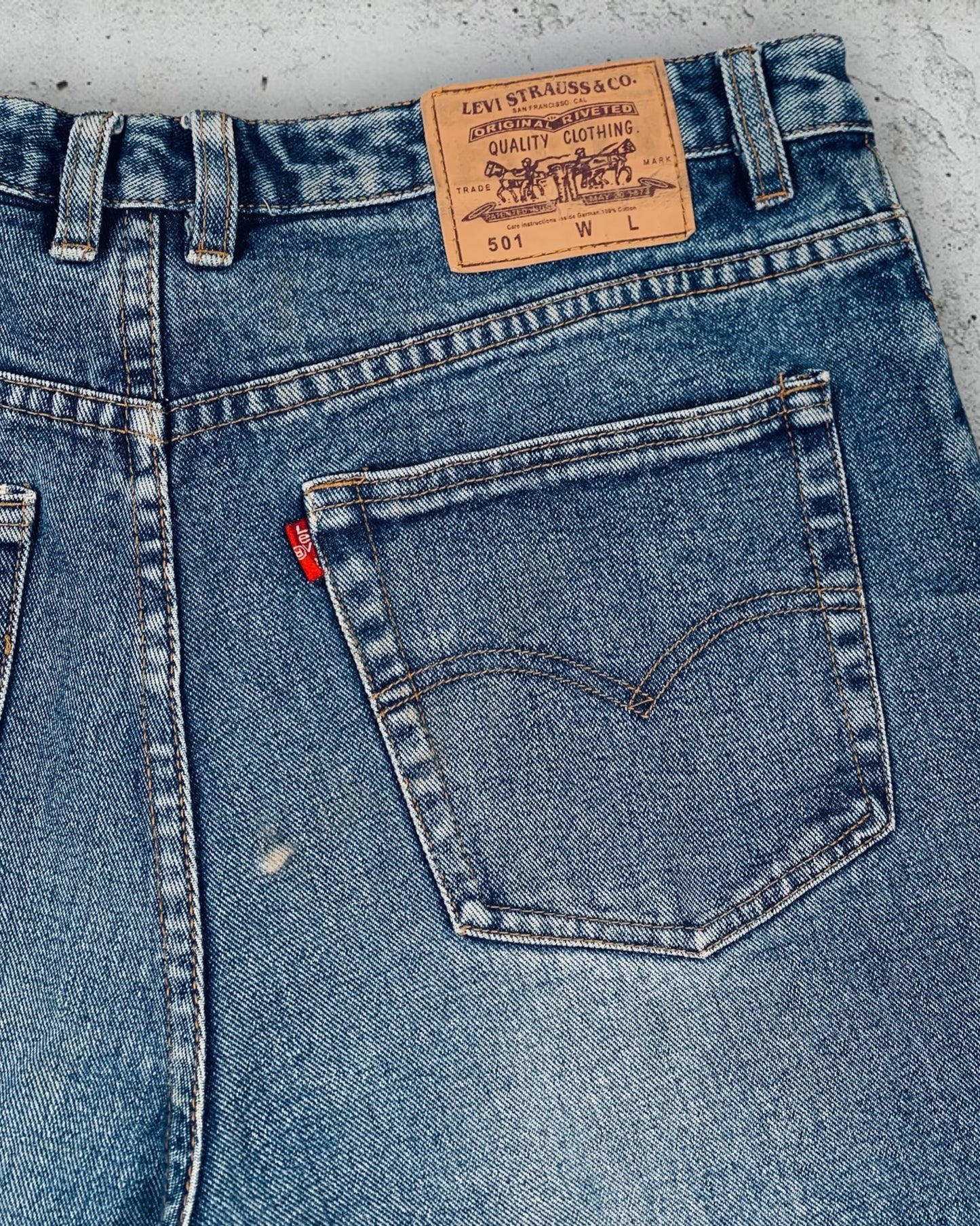 Jean Levi's 501 W36 ( L / US 36 / FR 44-46 )