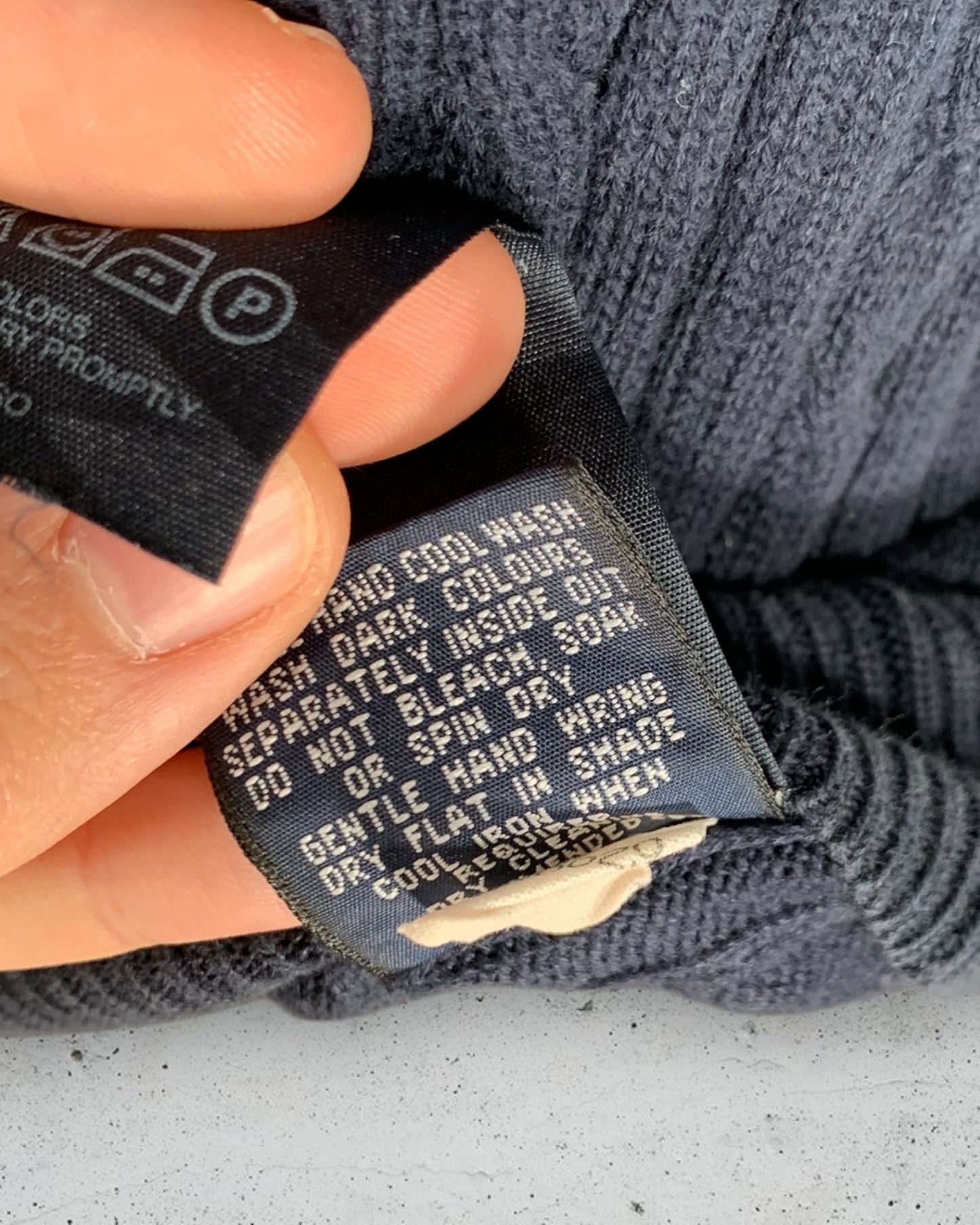 Pull Col V Torsadé Tommy Hilfiger ( XS / 34 / 6 )