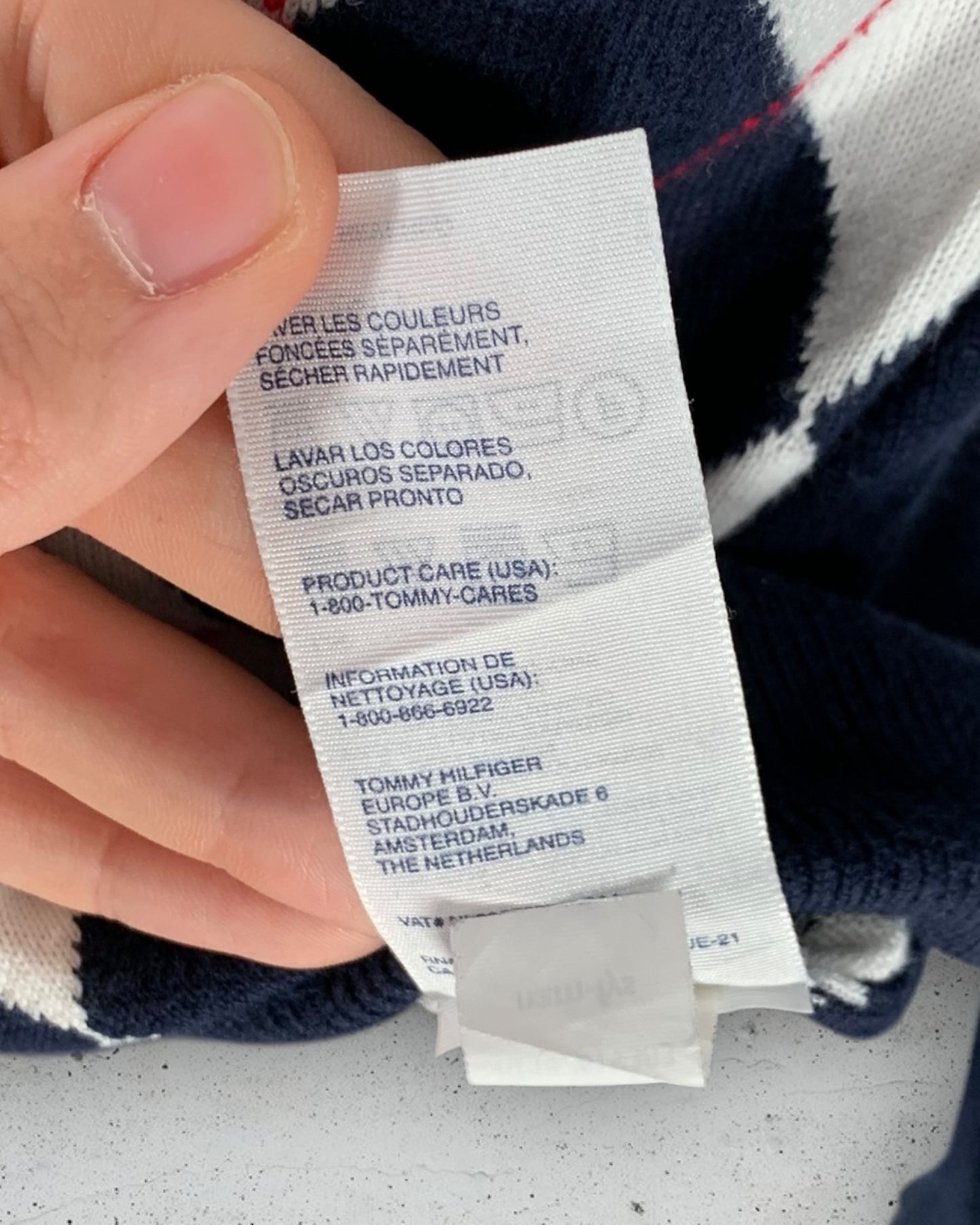 Pull Col V Tommy Hilfiger ( L / 40 / 12 )