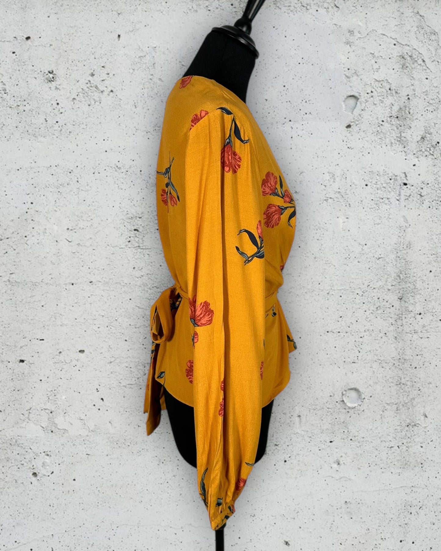 Blouse & Other Stories ( S / 36 / 8 )