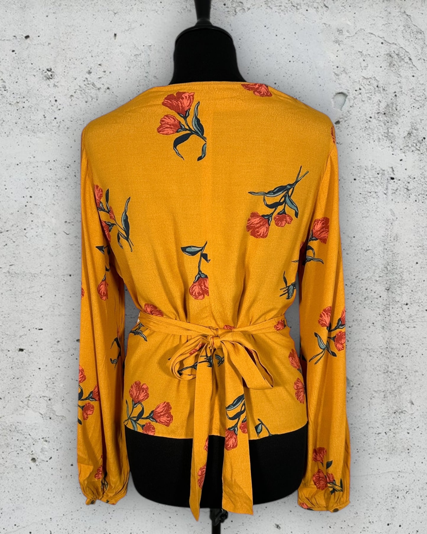 Blouse & Other Stories ( S / 36 / 8 )