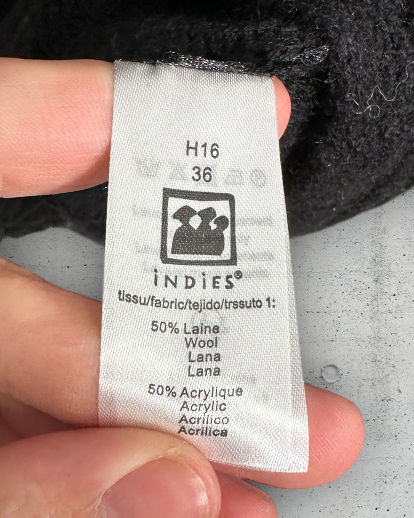 Robe Indies ( S / 36 / 8 )