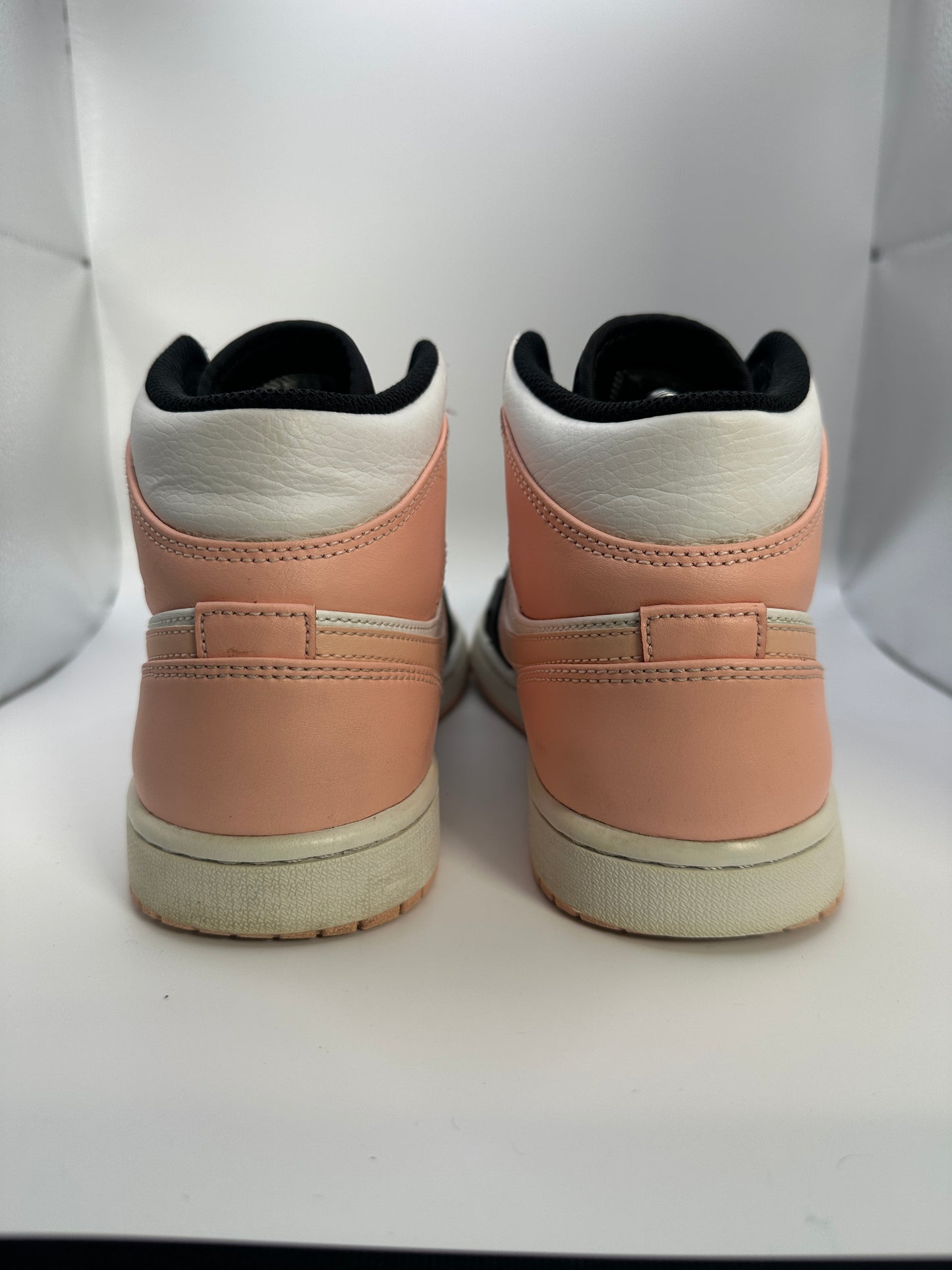 Nike Air Jordan 1 Mid Arctic Orange Black Toe ( US 8.5 / EU 42 )