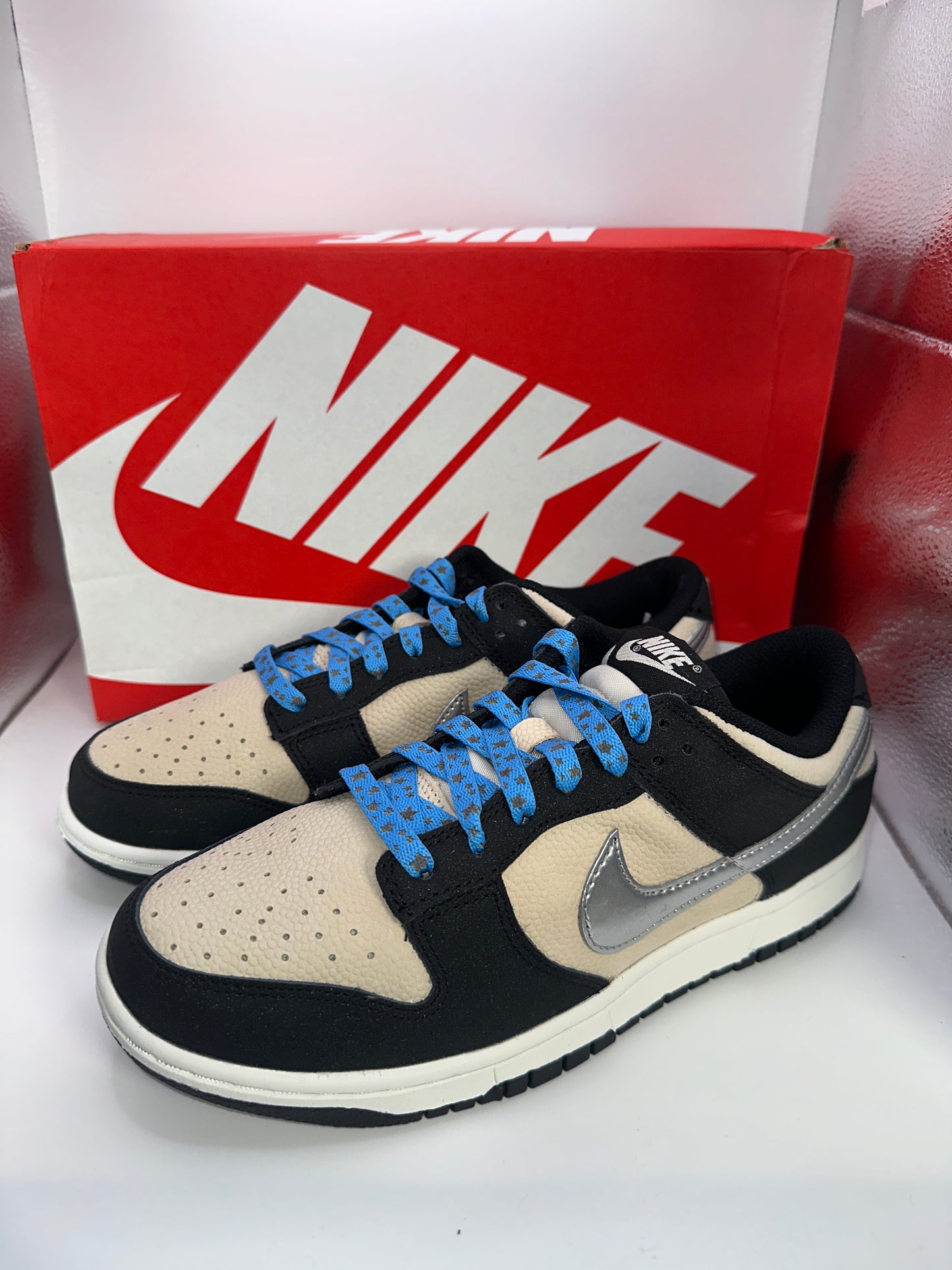 Nike Dunk Low Starry Laces ( US 7 / EU 40 )