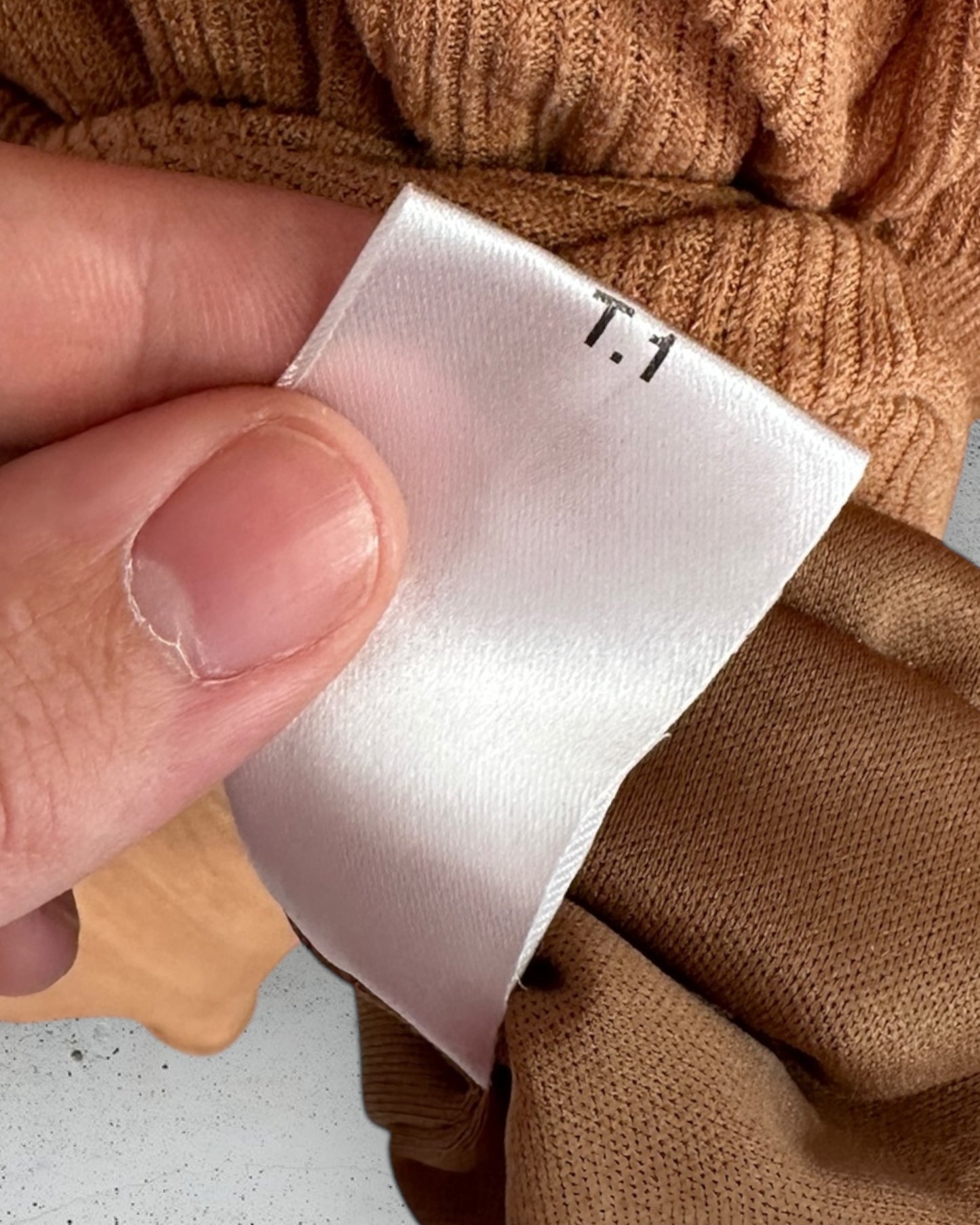 Robe Zohoha "Twist Scuba" ( S / 36 / 8 )