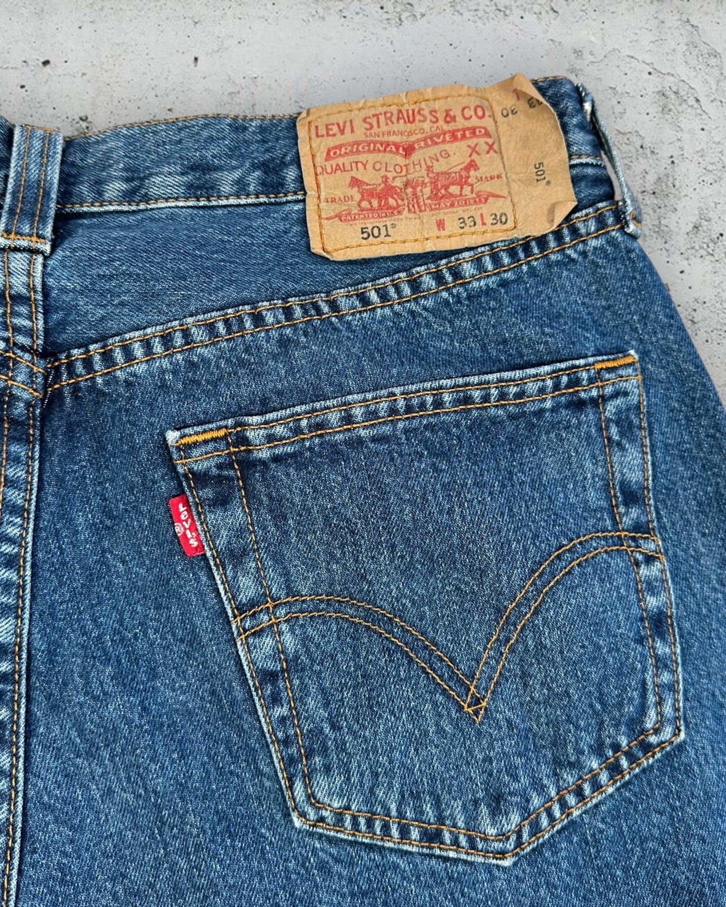 Jean Levi's 501 W33 L30 ( M / US 33 / FR 42 )
