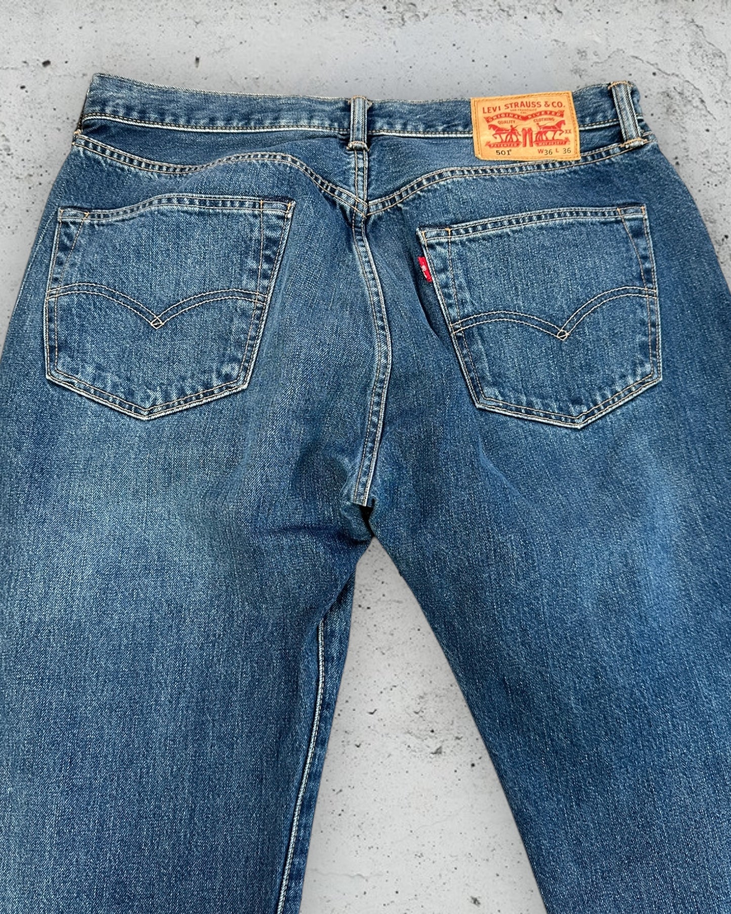 Jean Levi's 501 W36 L36 ( L / US 36 / FR 44-46 )