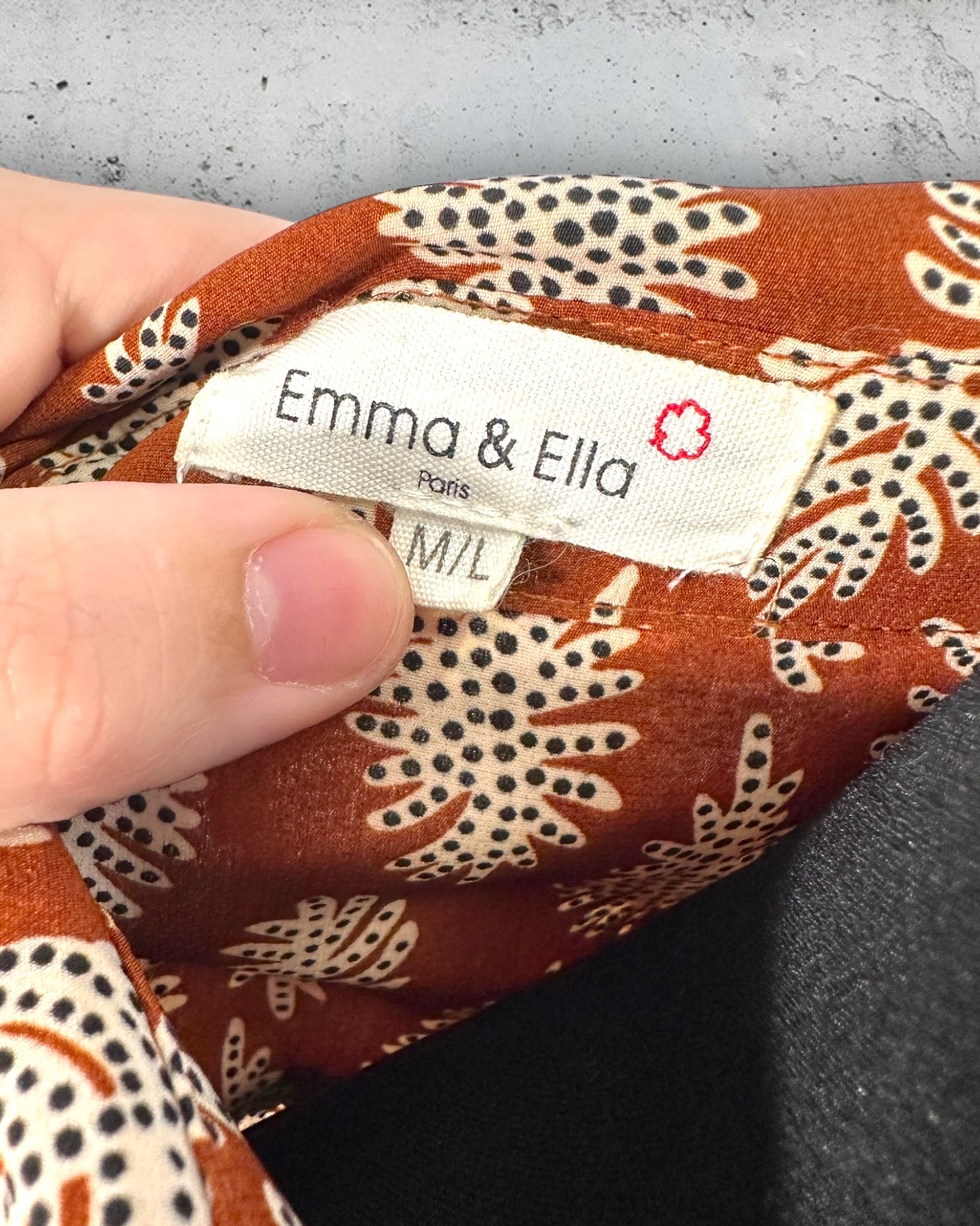 Robe Emma Ella ( M / 38 / 10 )( L / 40 / 12 )