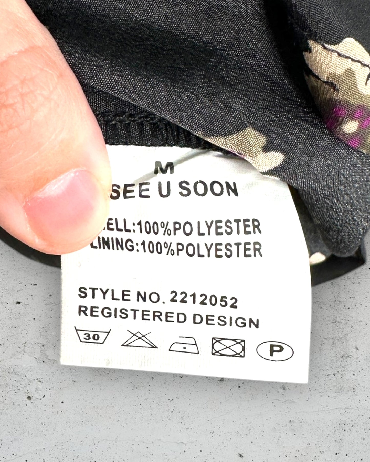 Robe See U Soon ( M / 38 / 10 )