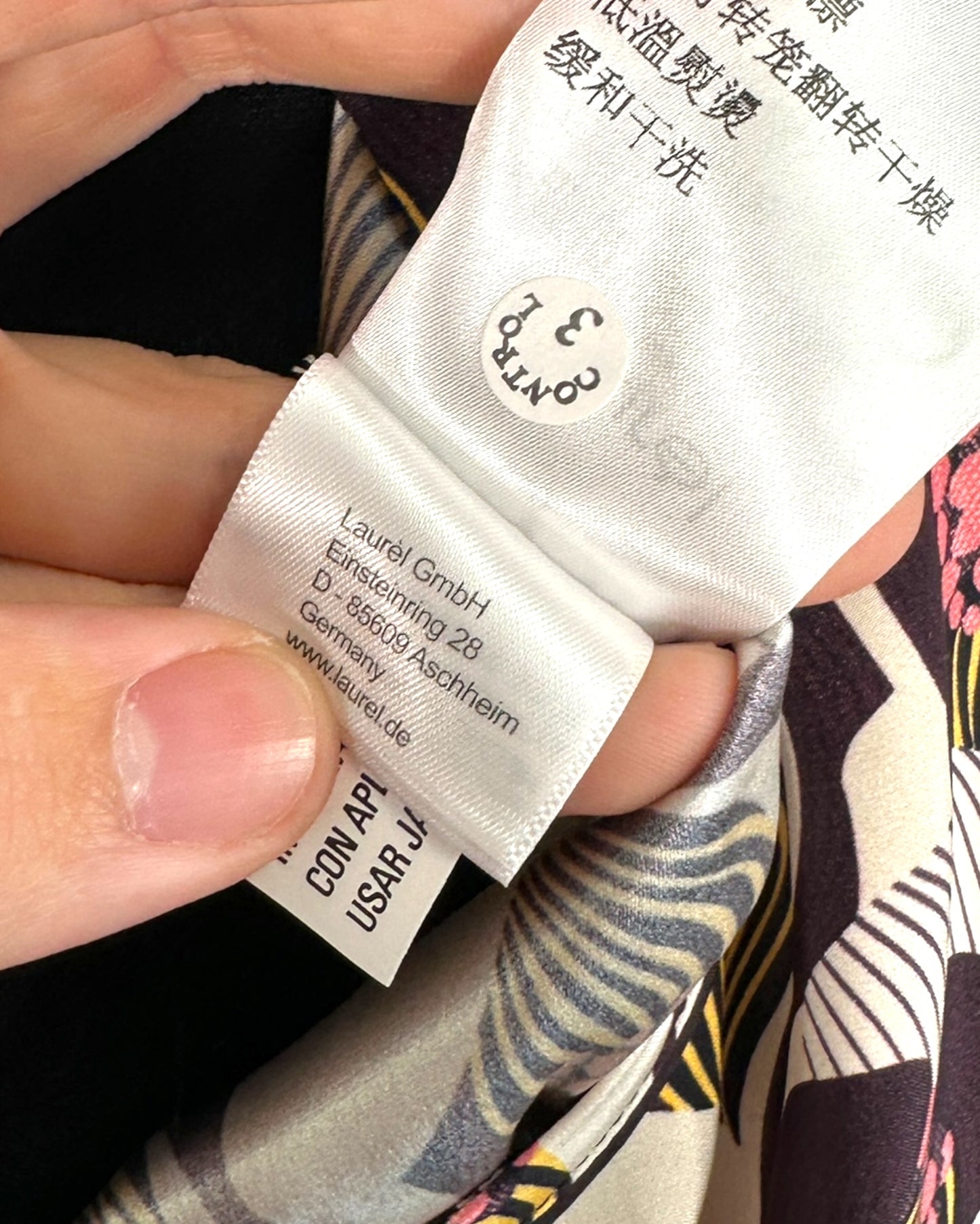 Robe Laurèl ( XL / 42 / 14 )