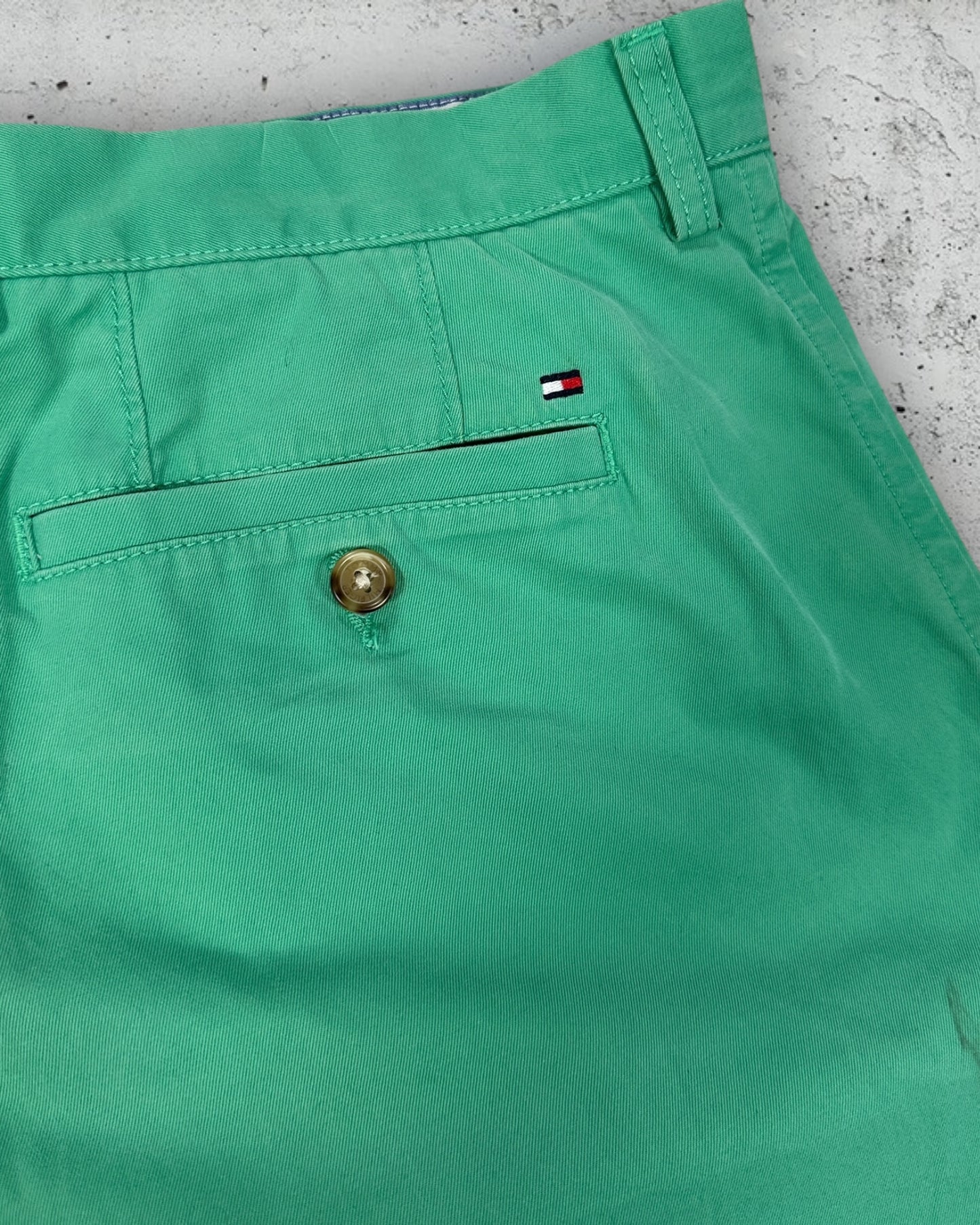 Short Tommy Hilfiger ( L / US 36 / FR 44-46 )