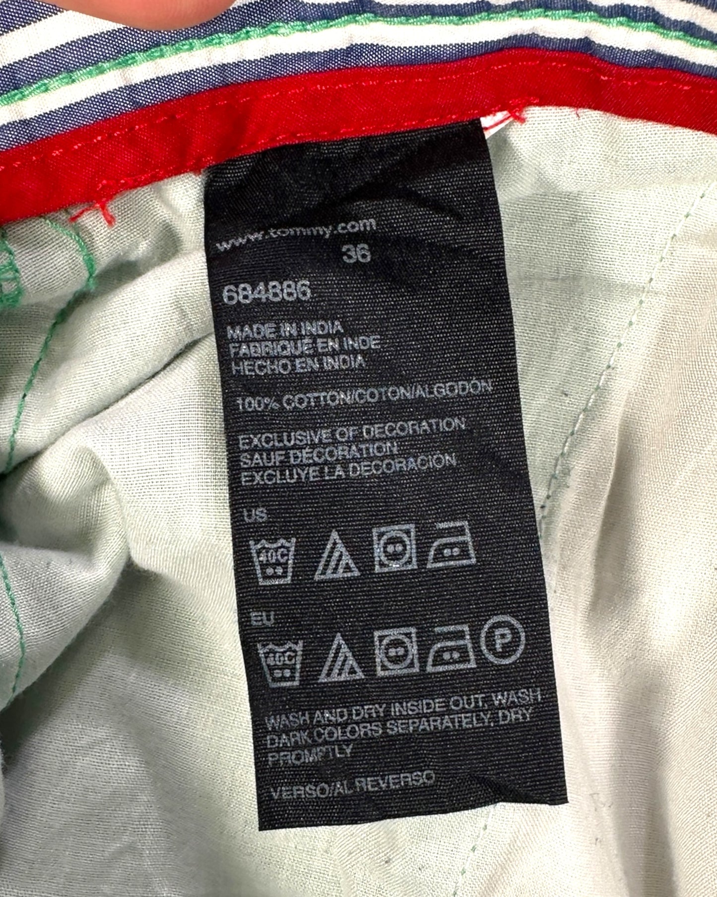 Short Tommy Hilfiger ( L / US 36 / FR 44-46 )