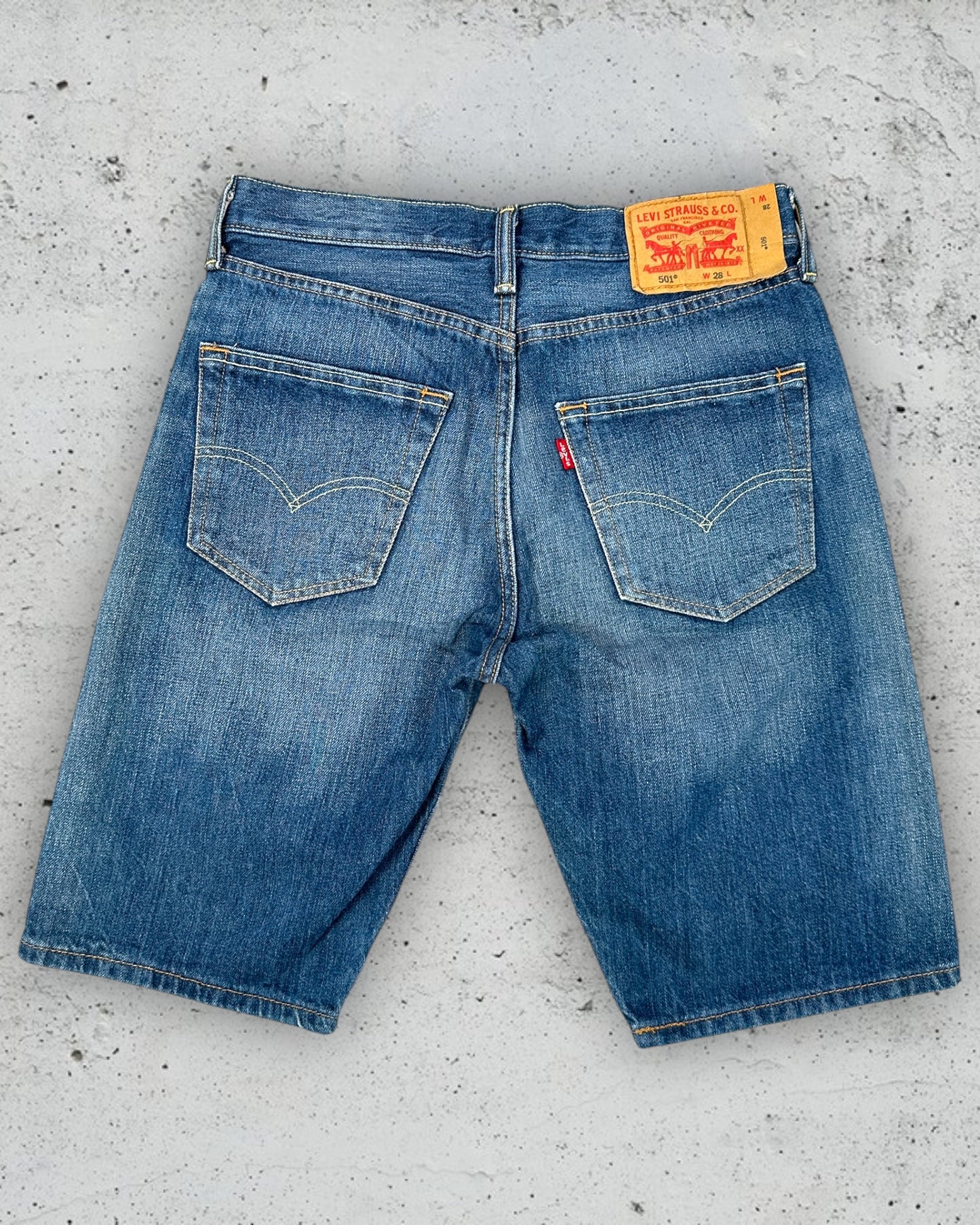 Short Levi's 501 ( S / US 28 / FR 36 )