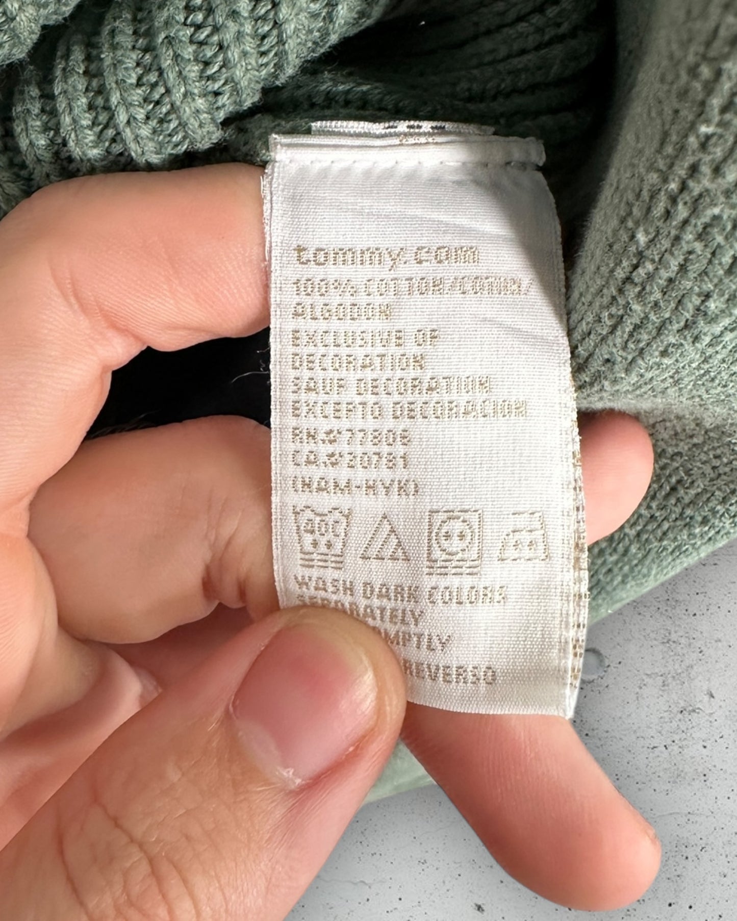 Pull Col V Tommy Hilfiger ( L / 40 / 12 )