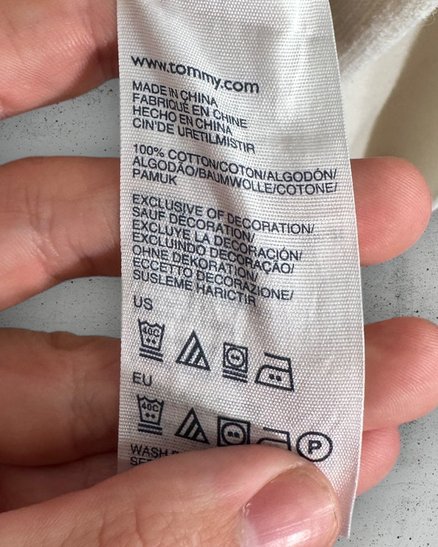 Pull Col V Tommy Hilfiger ( L / 40 / 12 )