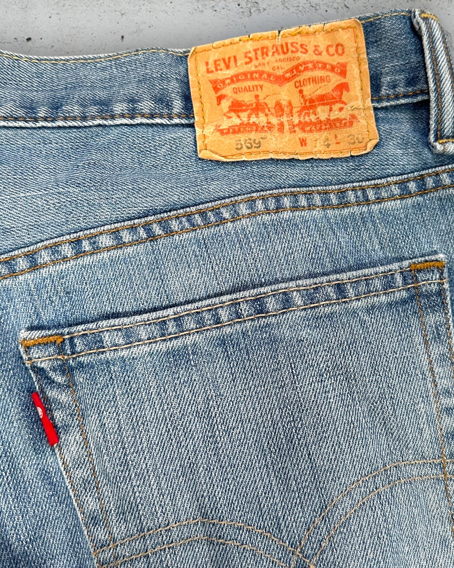 Jean Levi's 569 W34 L30 ( L / US 34 / FR 42-44 )