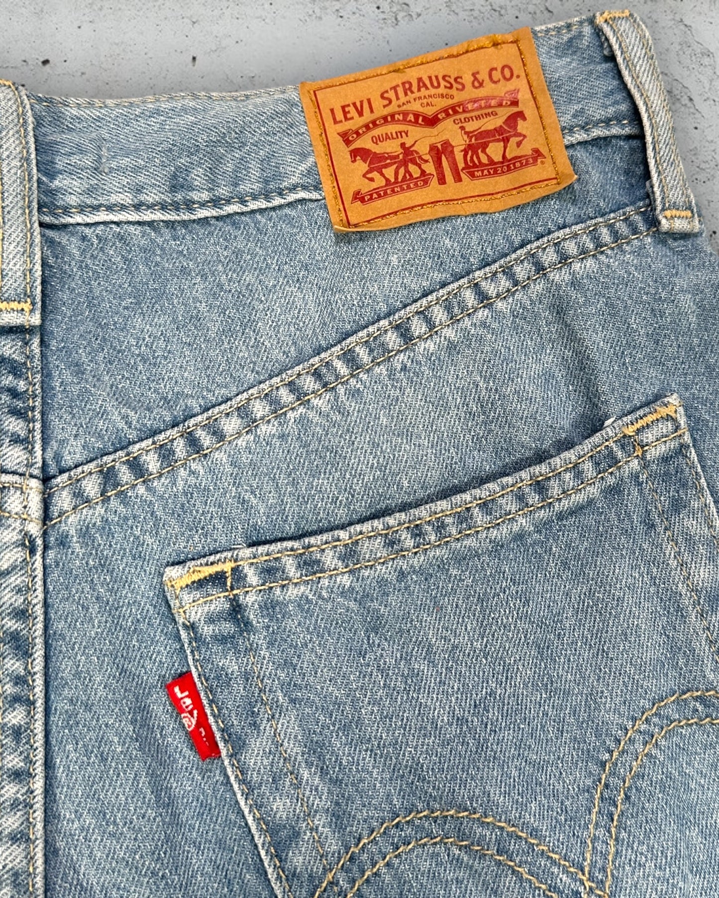 Jean Levi's 505 High Waisted Straight W27 L29 ( S / US 27 / FR 36 )