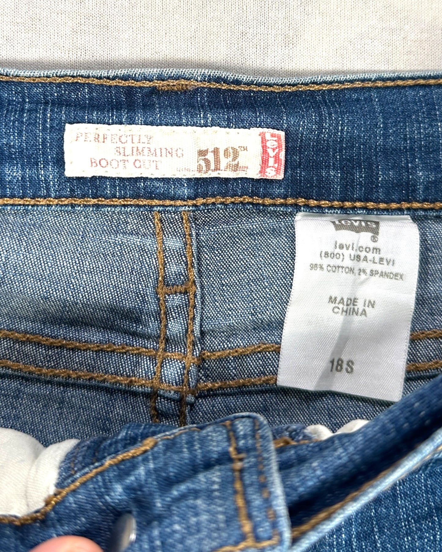 Jean Levi's 512 Perfectly Slimming Bootcut W36 L30 (18S) ( L / US 36 / FR 44-46 )