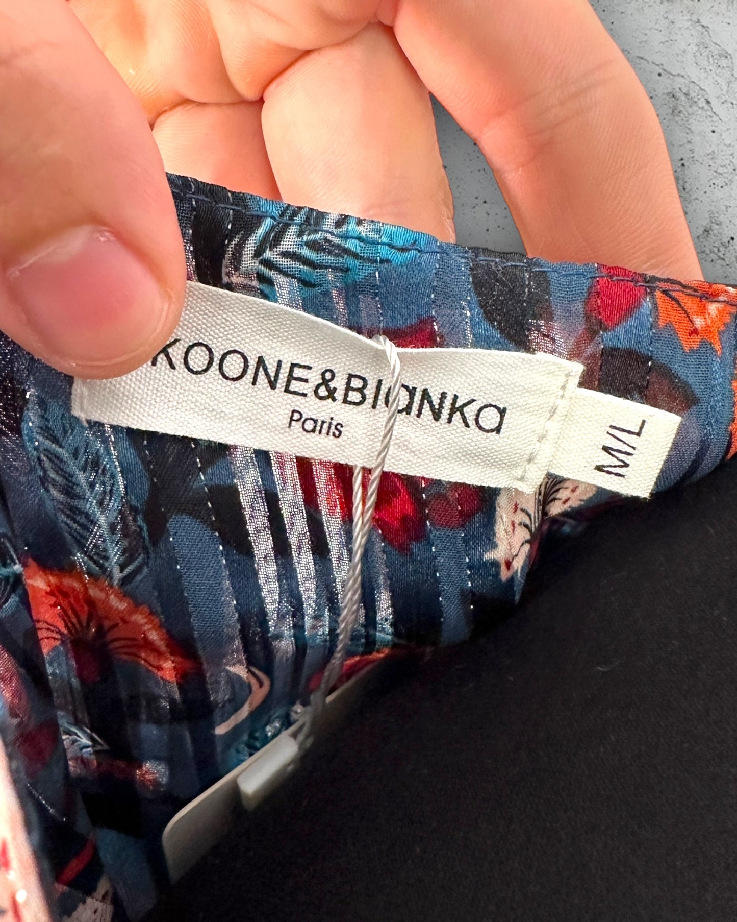 Robe Ikoone & Bianka ( M / 38 / 10 )( L / 40 / 12 )