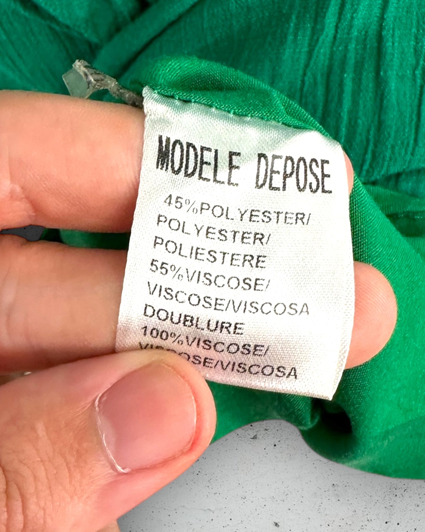 Robe Y'coo ( M / 38 / 10 )