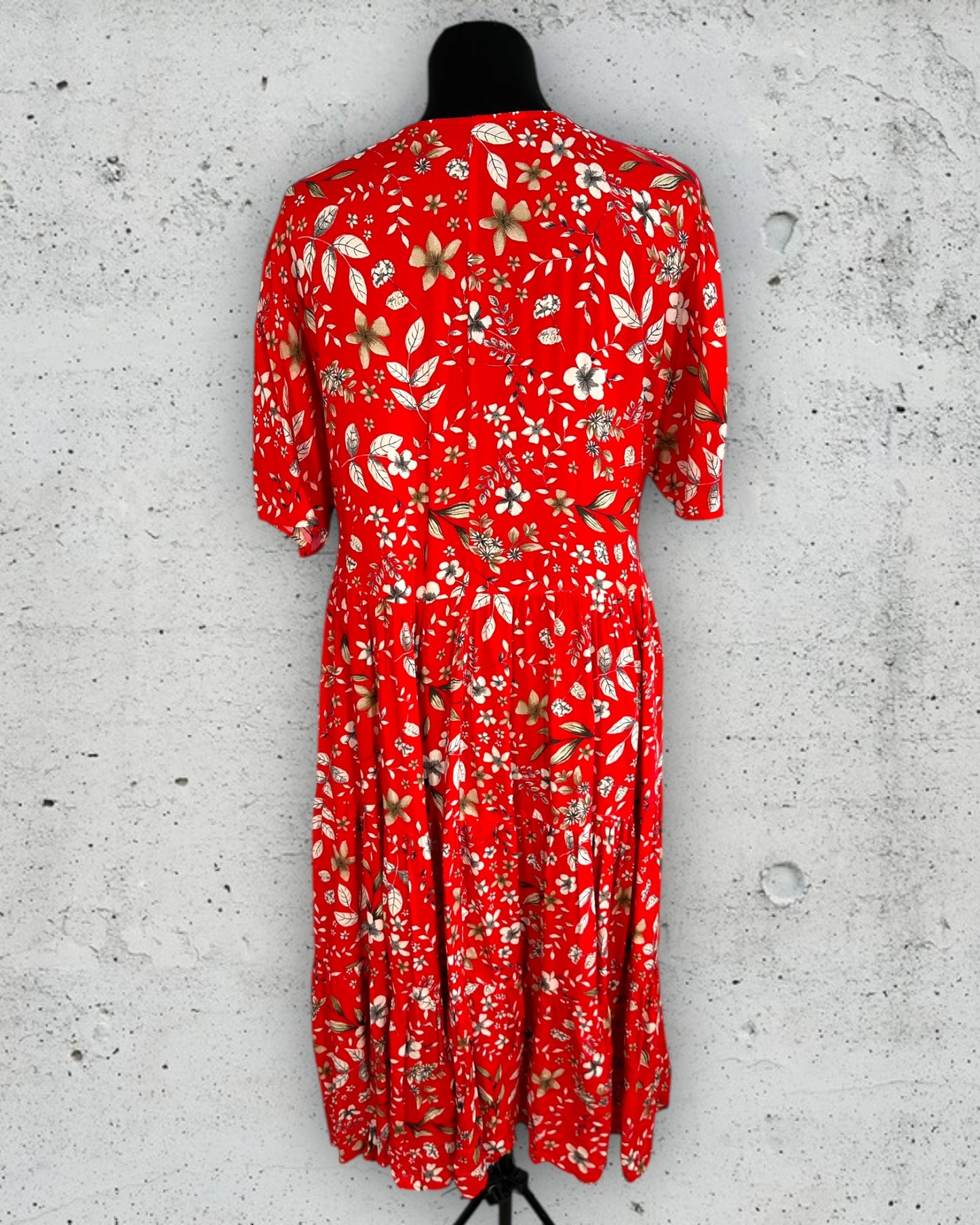 Robe Boutique Parisienne ( Taille Unique )