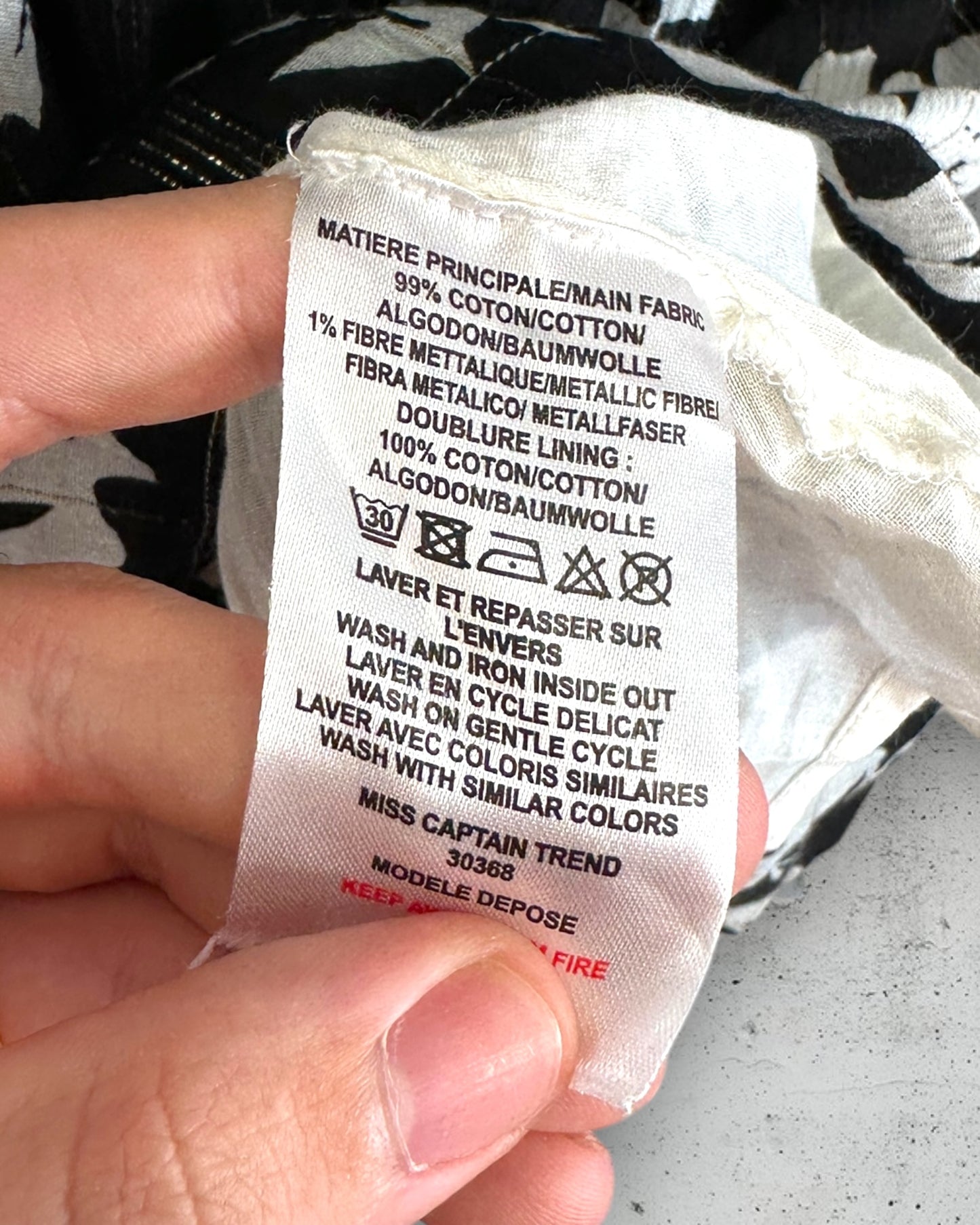 Robe Trend ( L / 40 / 12 )