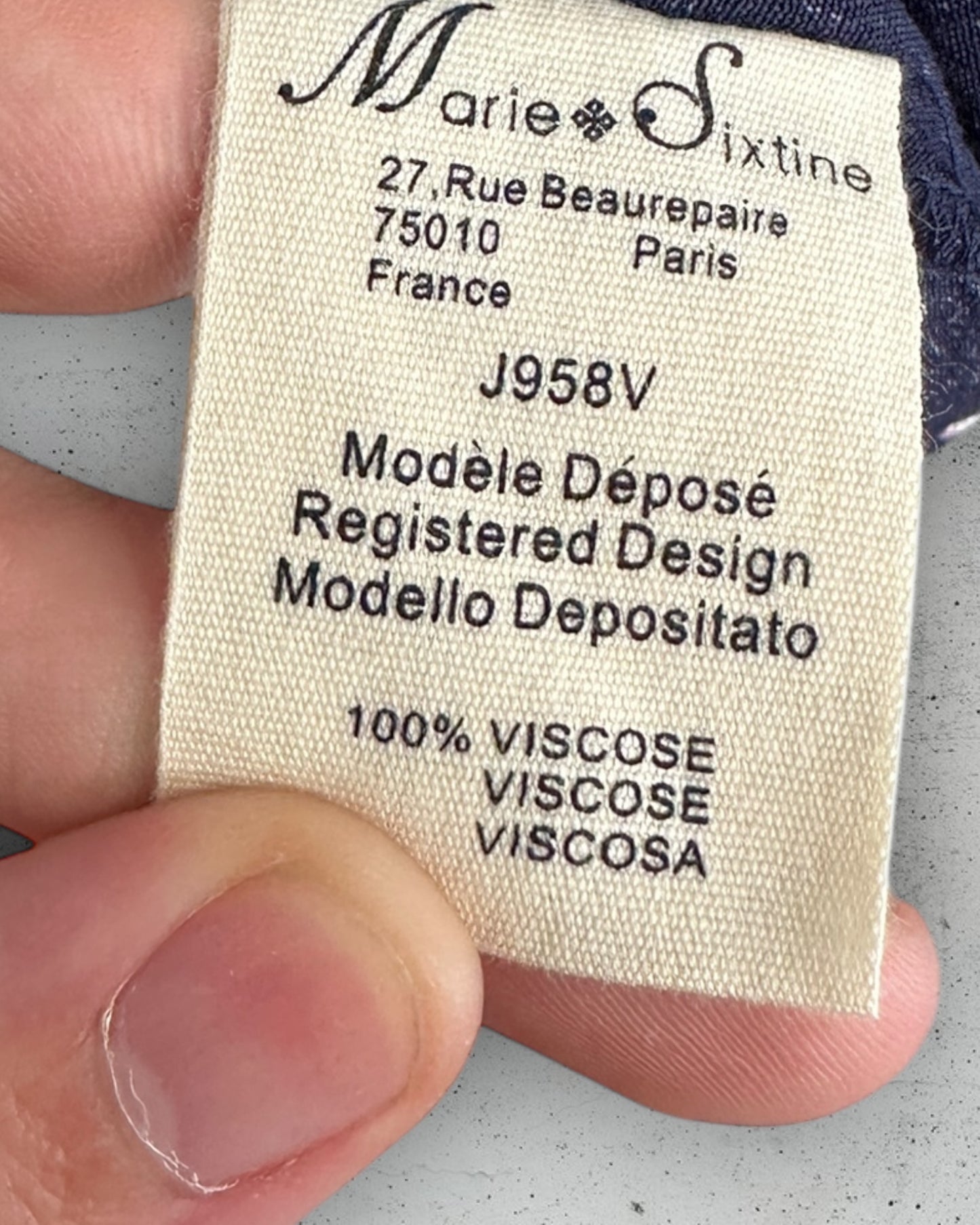 Robe Marie Sixtine "Dalinda" ( M / 38 / 10 )