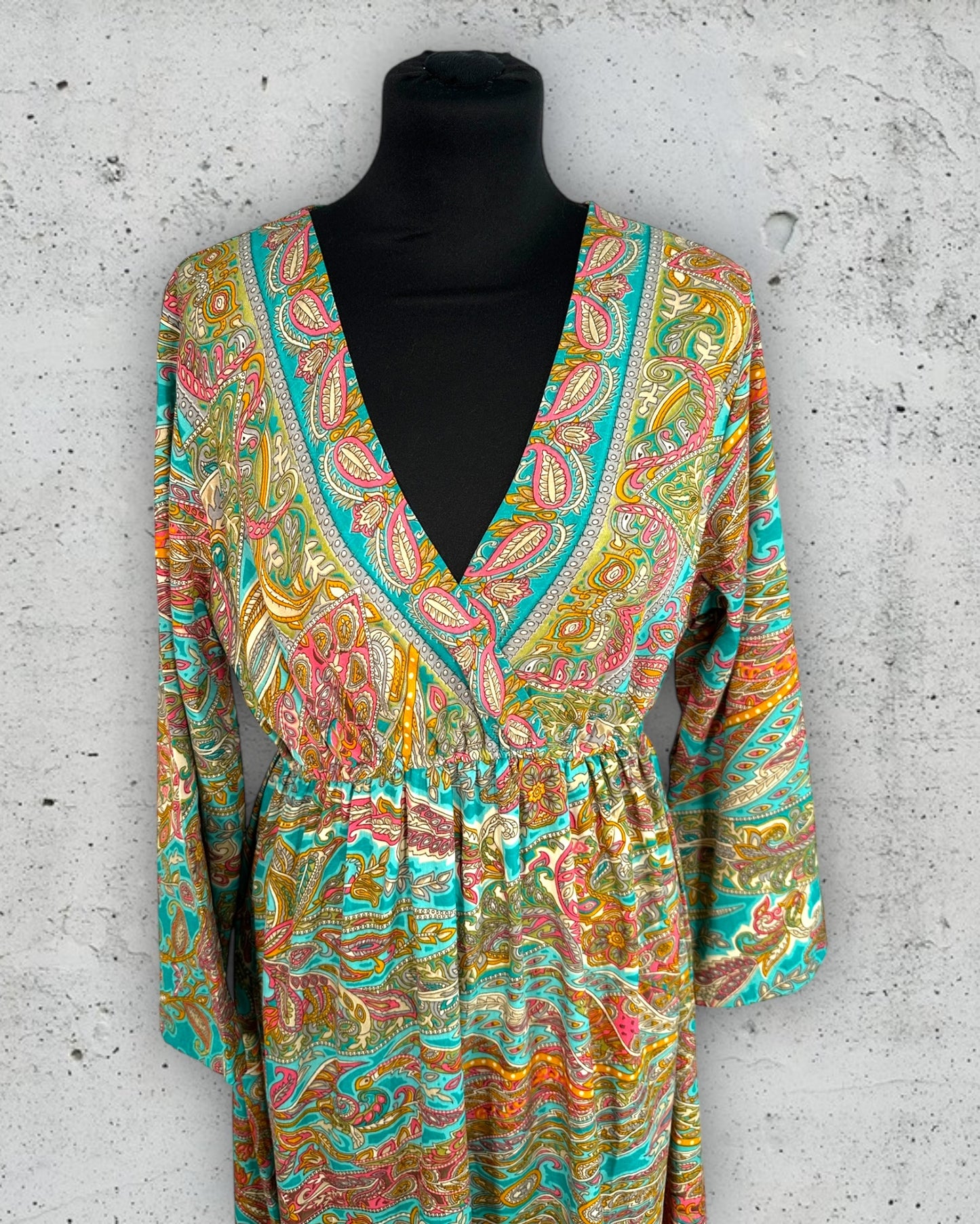 Robe Boutique Parisienne ( Taille Unique )