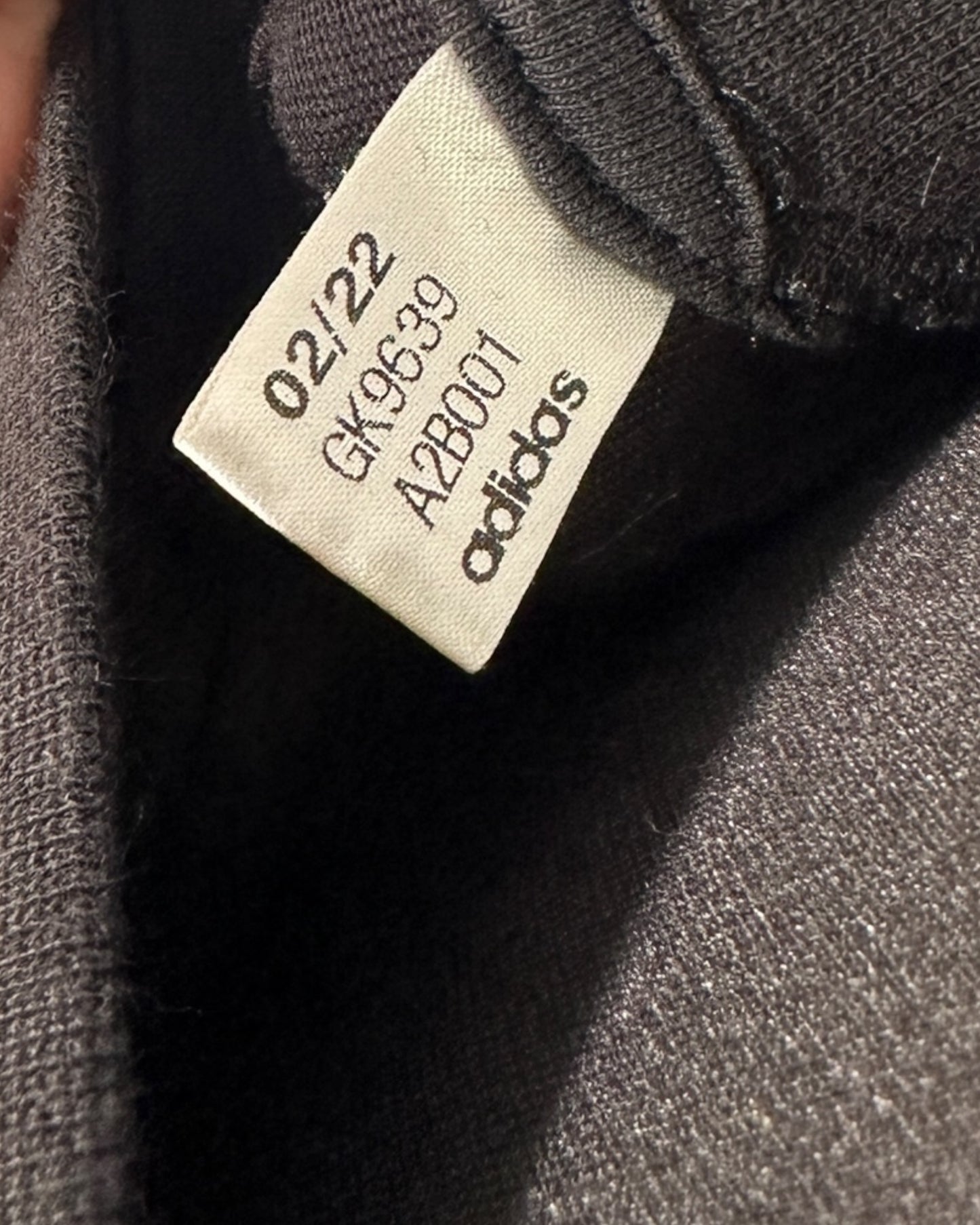 T-Shirt Adidas ( XL / 42 / 14 )