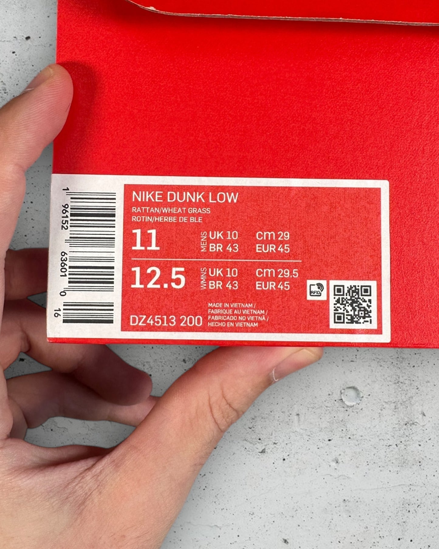 Nike Dunk Low Khaki Suede Gum ( US 11 / EU 45 )