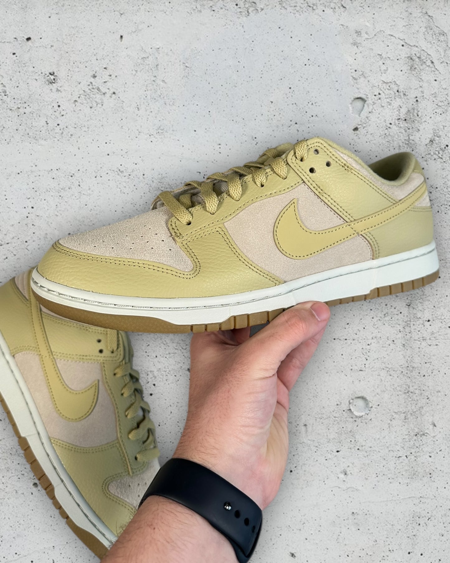 Nike Dunk Low Khaki Suede Gum ( US 11 / EU 45 )