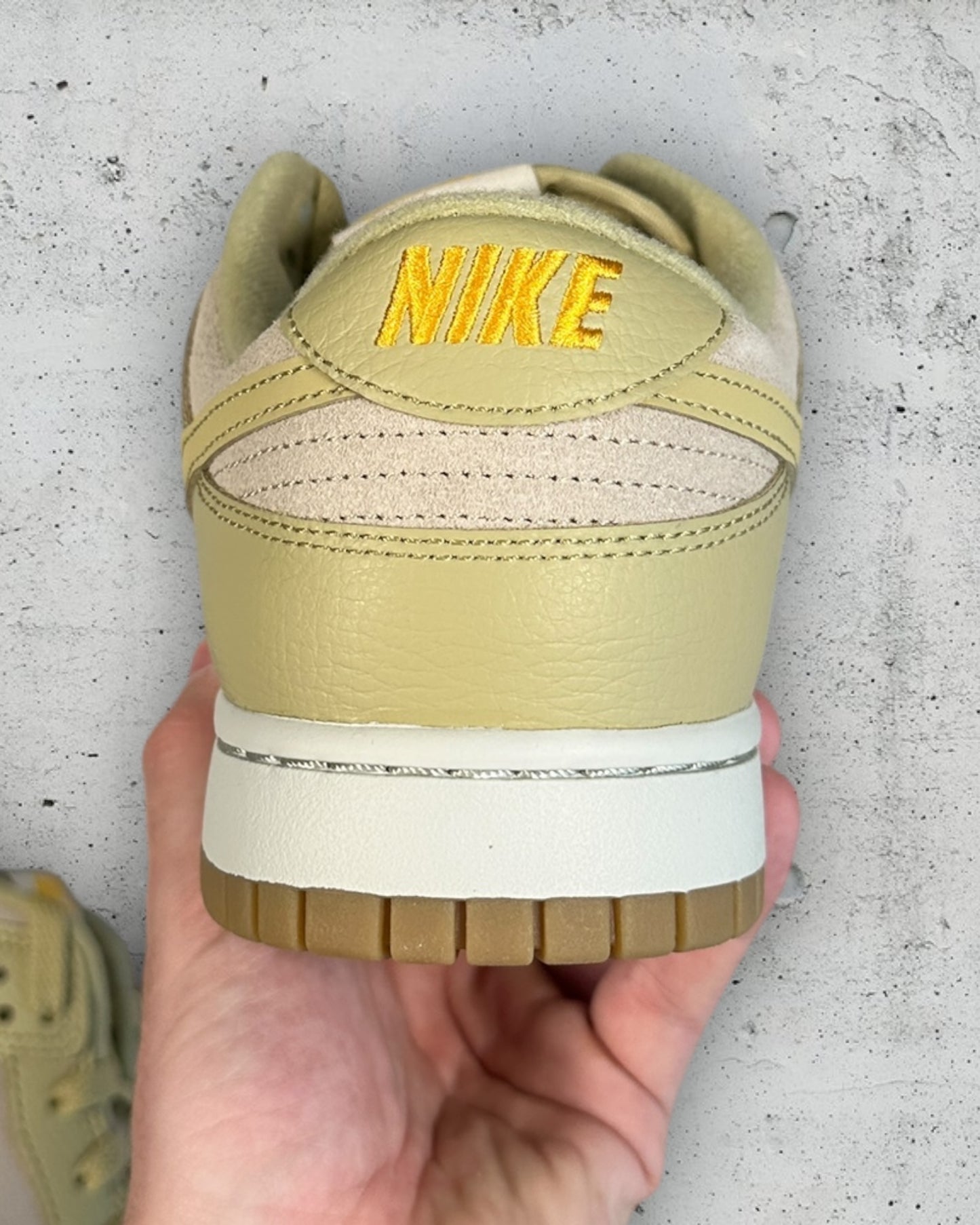 Nike Dunk Low Khaki Suede Gum ( US 11 / EU 45 )