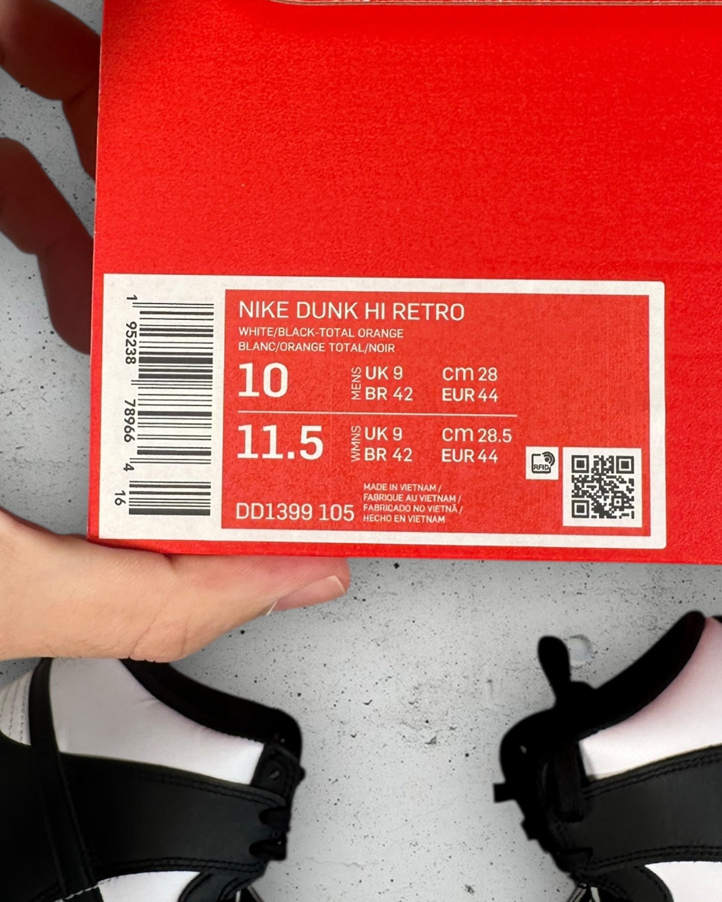 Nike Dunk High Panda (2021) ( US 10 / EU 44 )