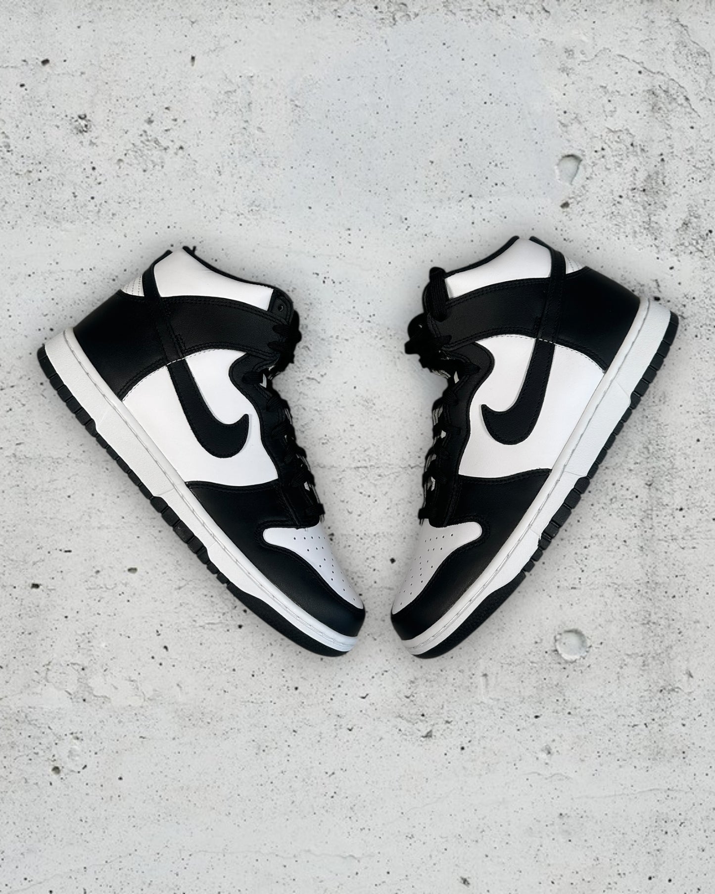 Nike Dunk High Panda (2021) ( US 10 / EU 44 )